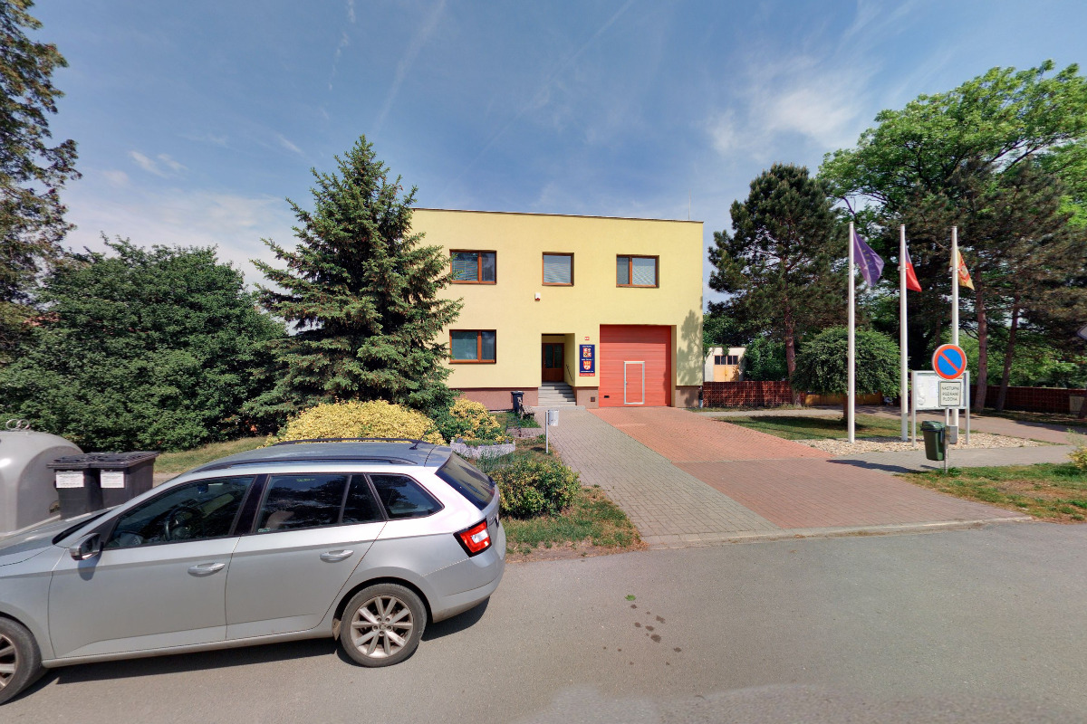 Všechlapy - obecní úřad foto 2