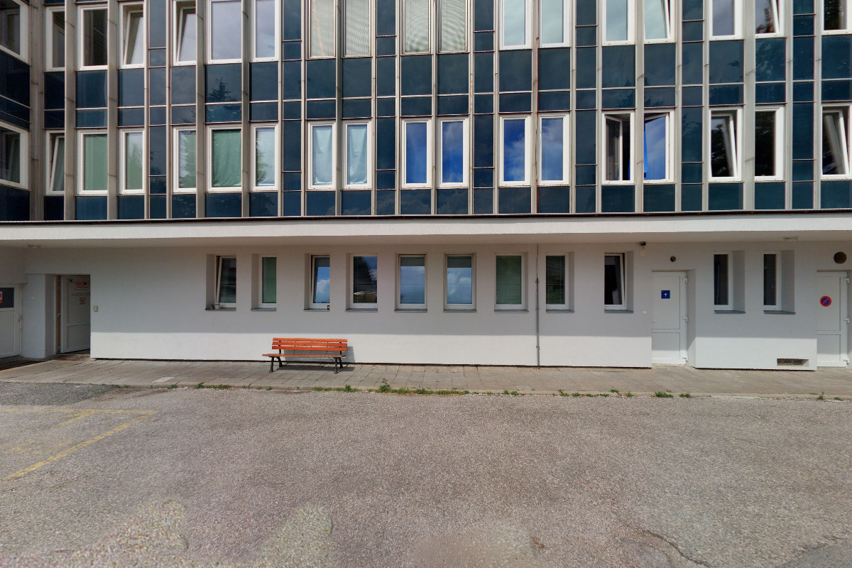 Poradna pro řešení kýly - Nemocnice Vrchlabí foto 2