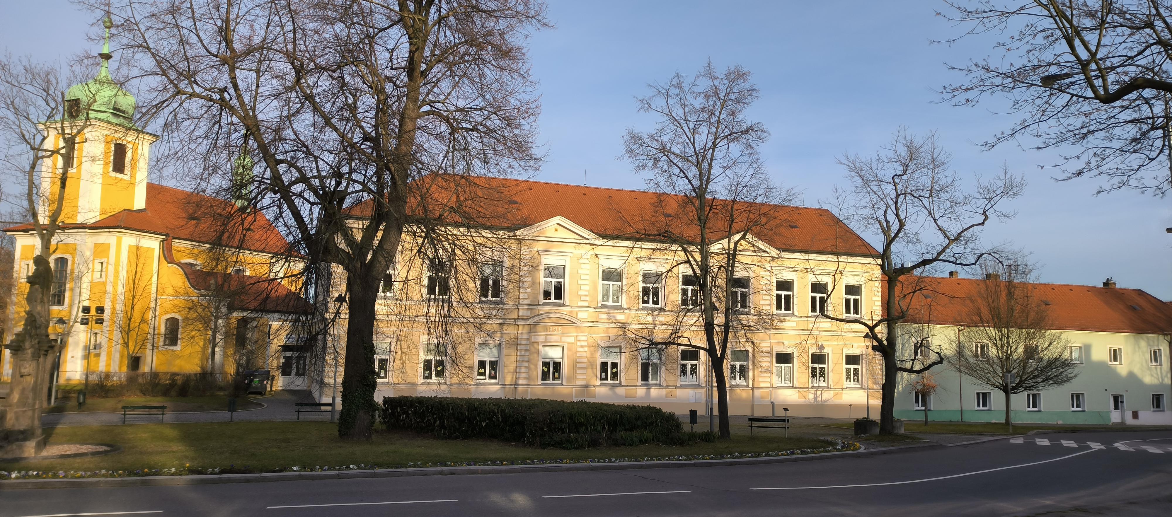 Základní škola a Mateřská škola Praha - Vinoř