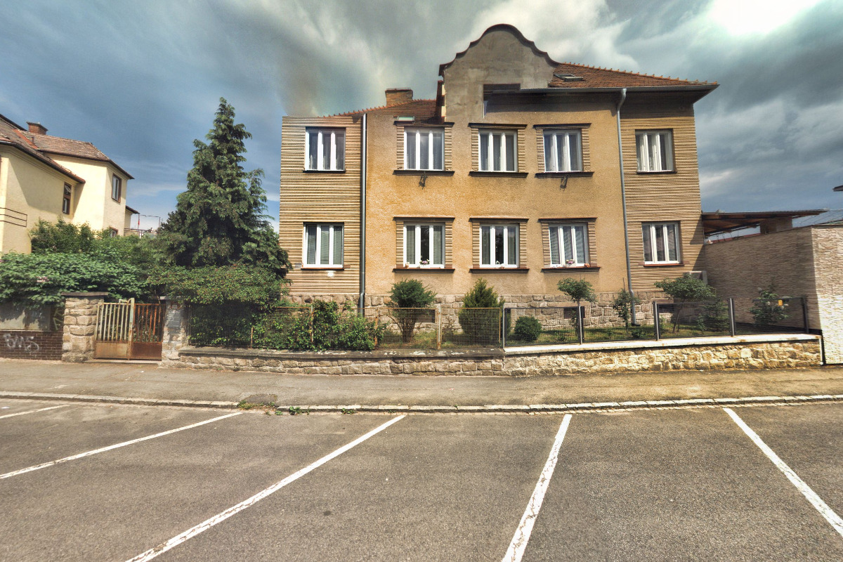 Autoopravna miniservis foto 2