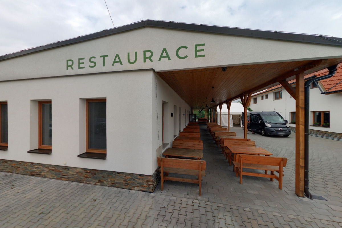 Restaurace Na zeleném statku