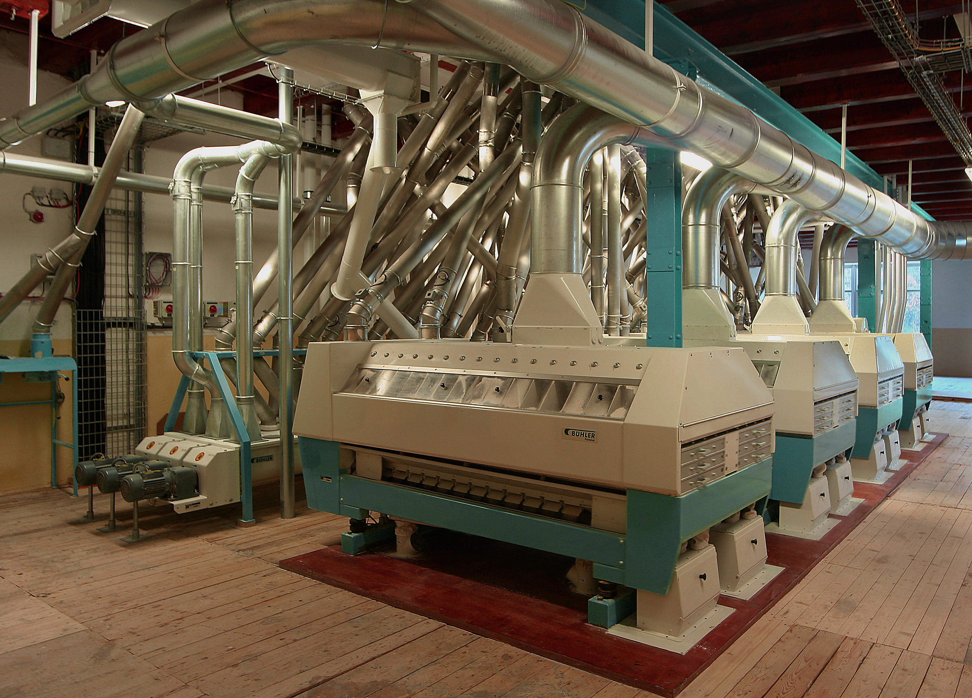 Bratři Zátkové SE - výrobní závod foto 2