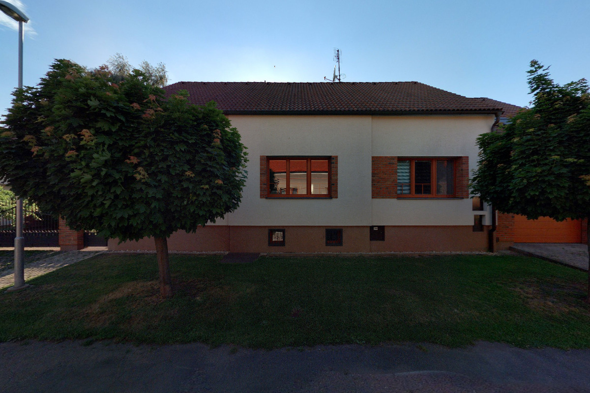 Nehtové studio VIOLET