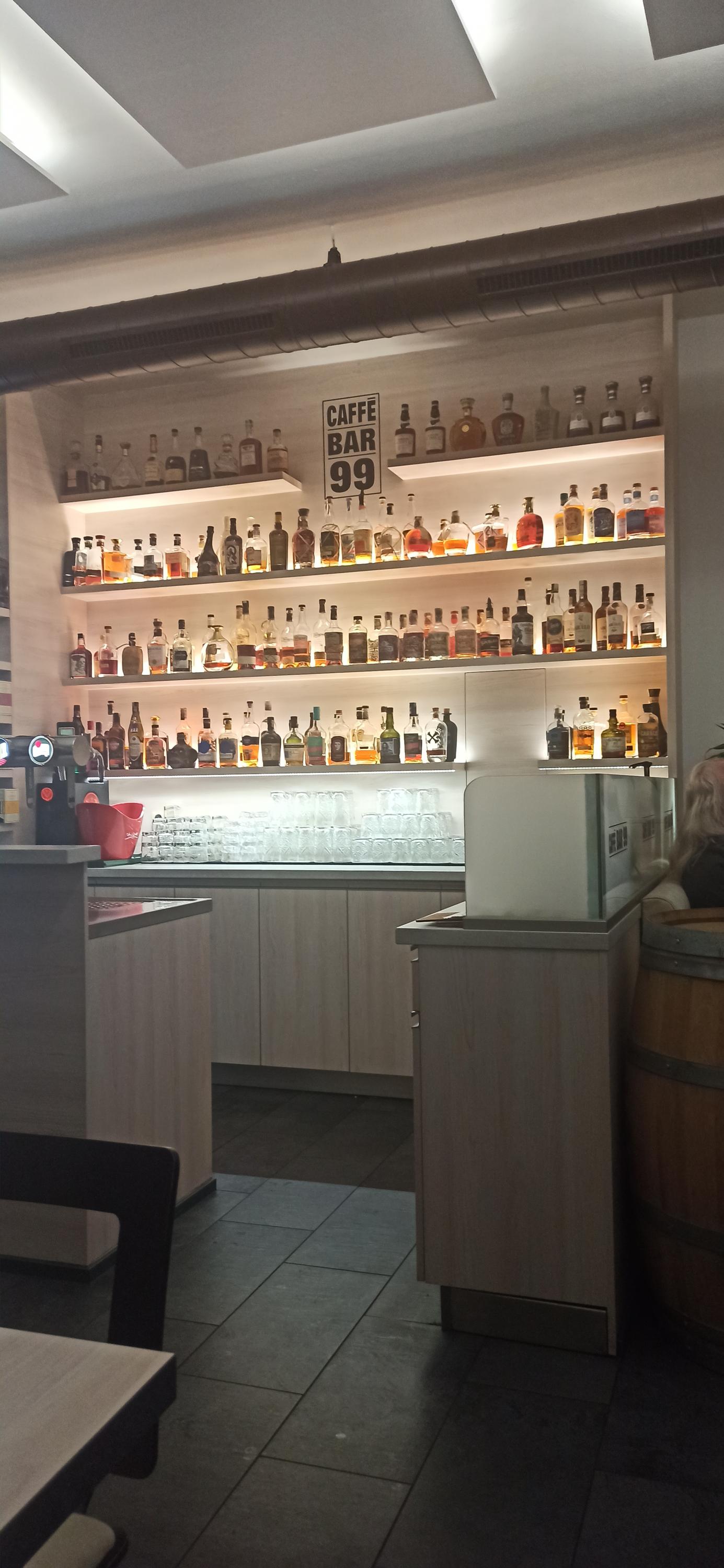 CAFFĒ BAR 99 foto 2