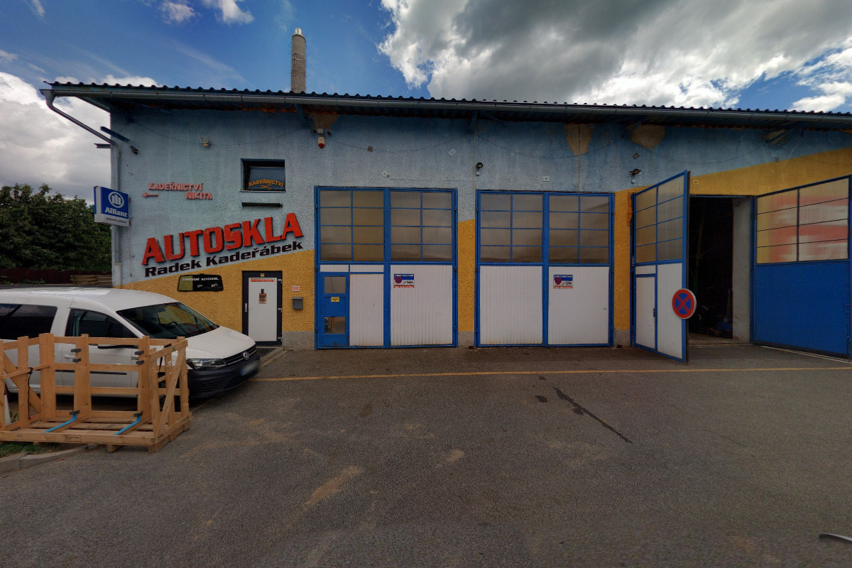 AUTOSKLA Radek Kadeřábek