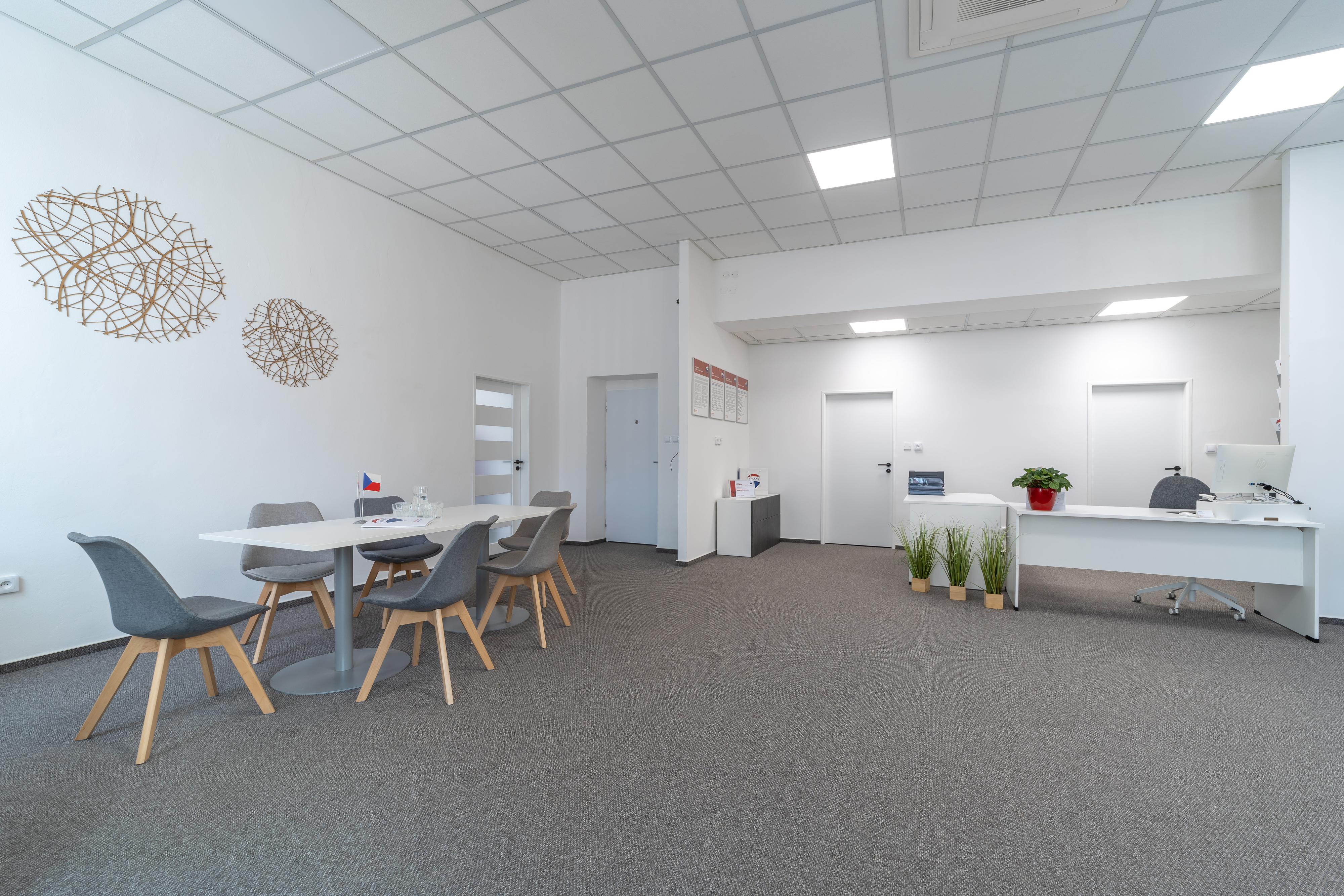 RE/MAX Elite Reality foto 3