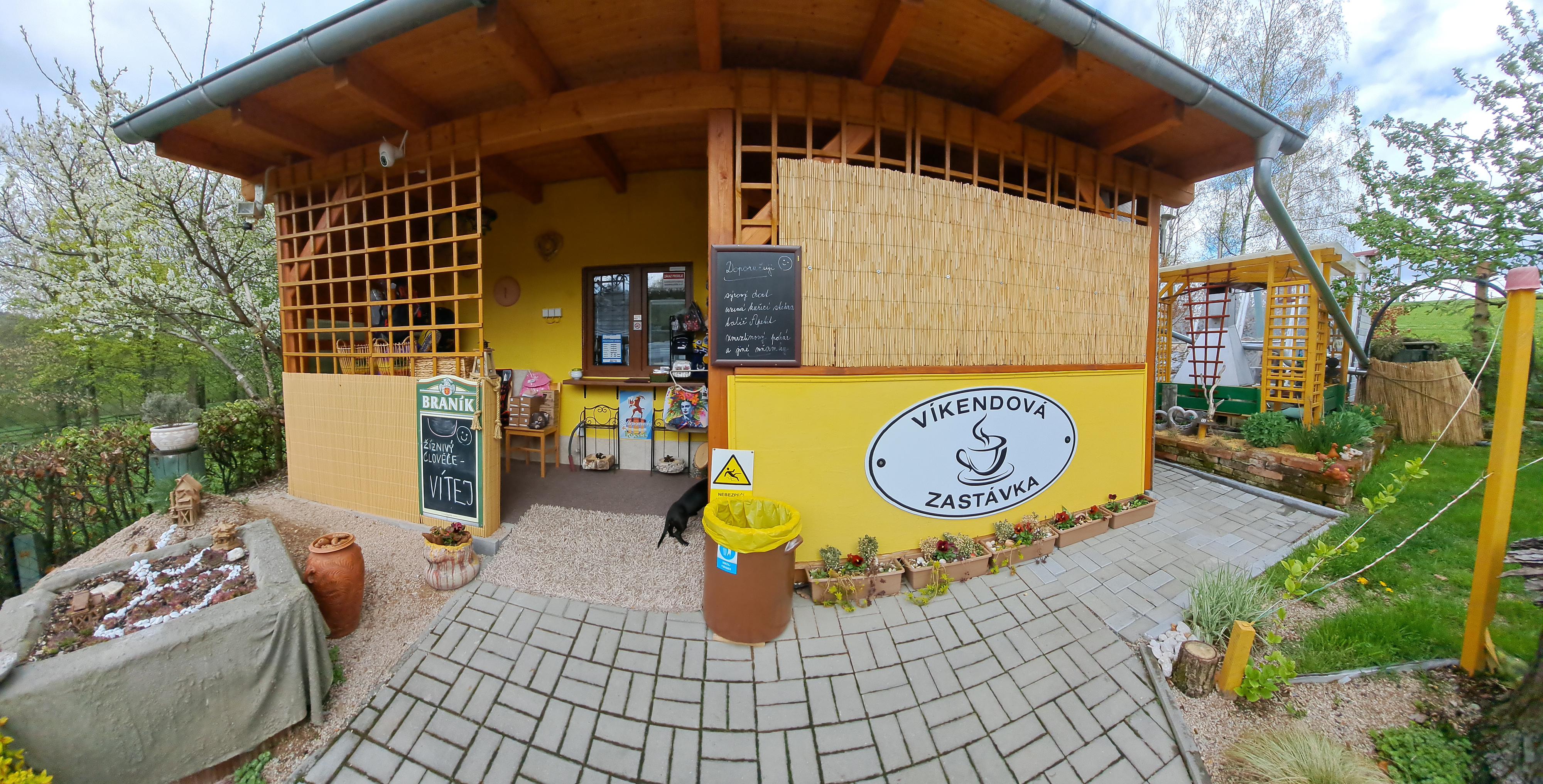 Občerstvovna "Víkendová zastávka" foto 3