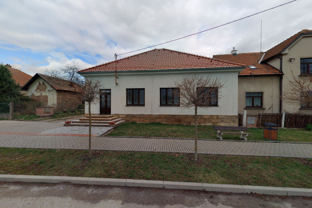 Hospoda Zachrašťany foto 1