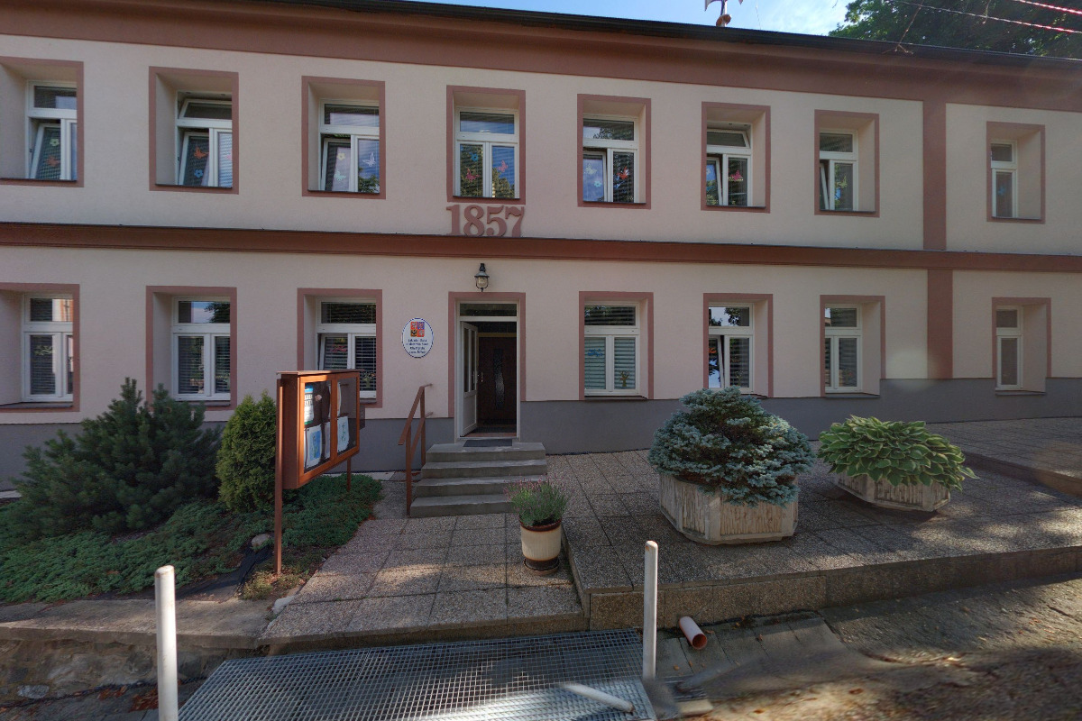 ZŠ a MŠ Chvatěruby foto 5