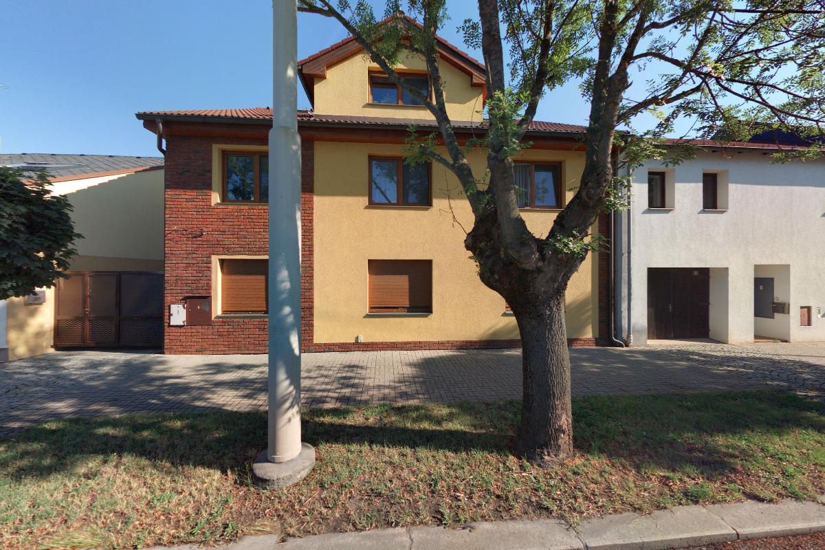 Q-Tranzit s.r.o. foto 1