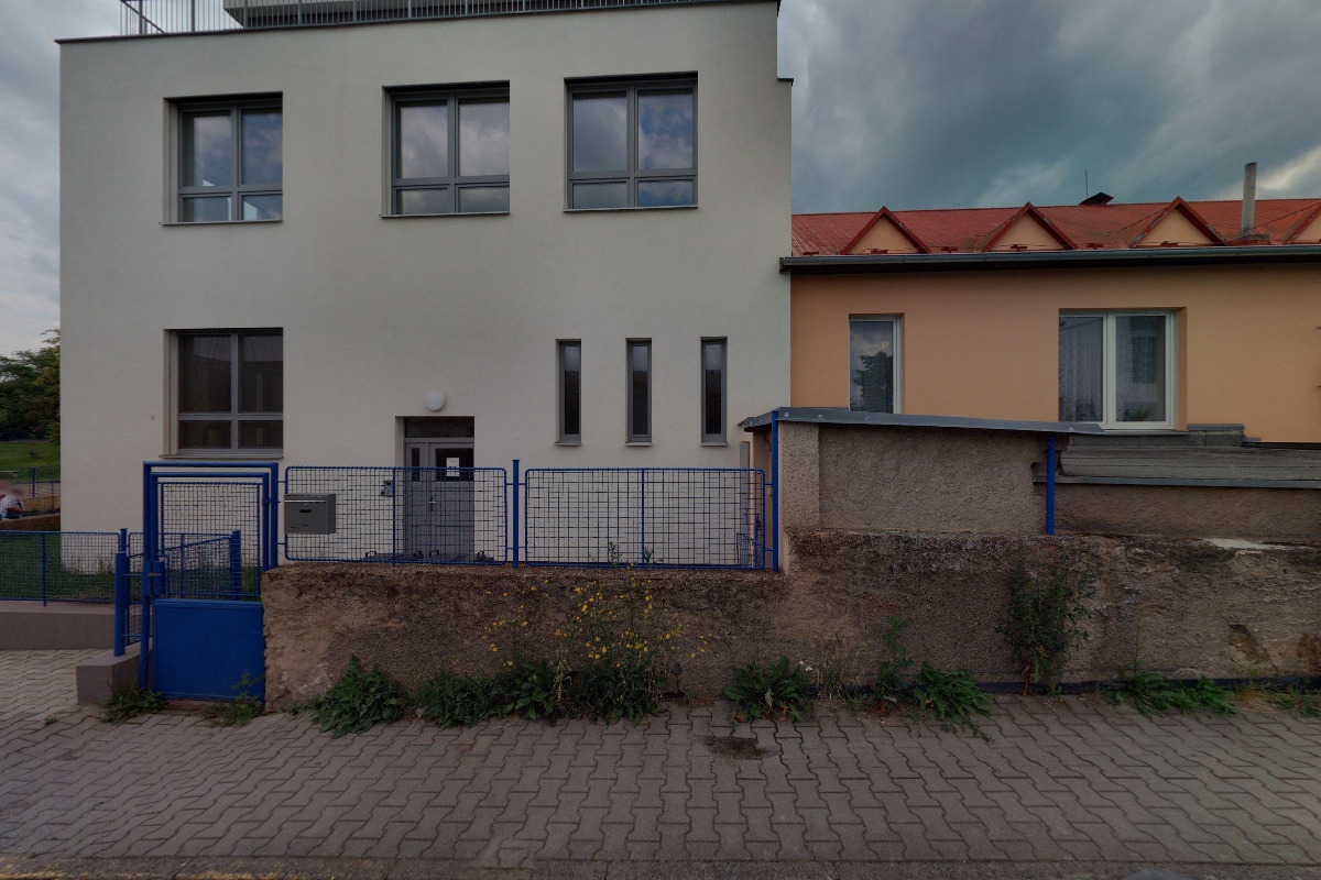 ZŠ Roztoky, Zaorálkova