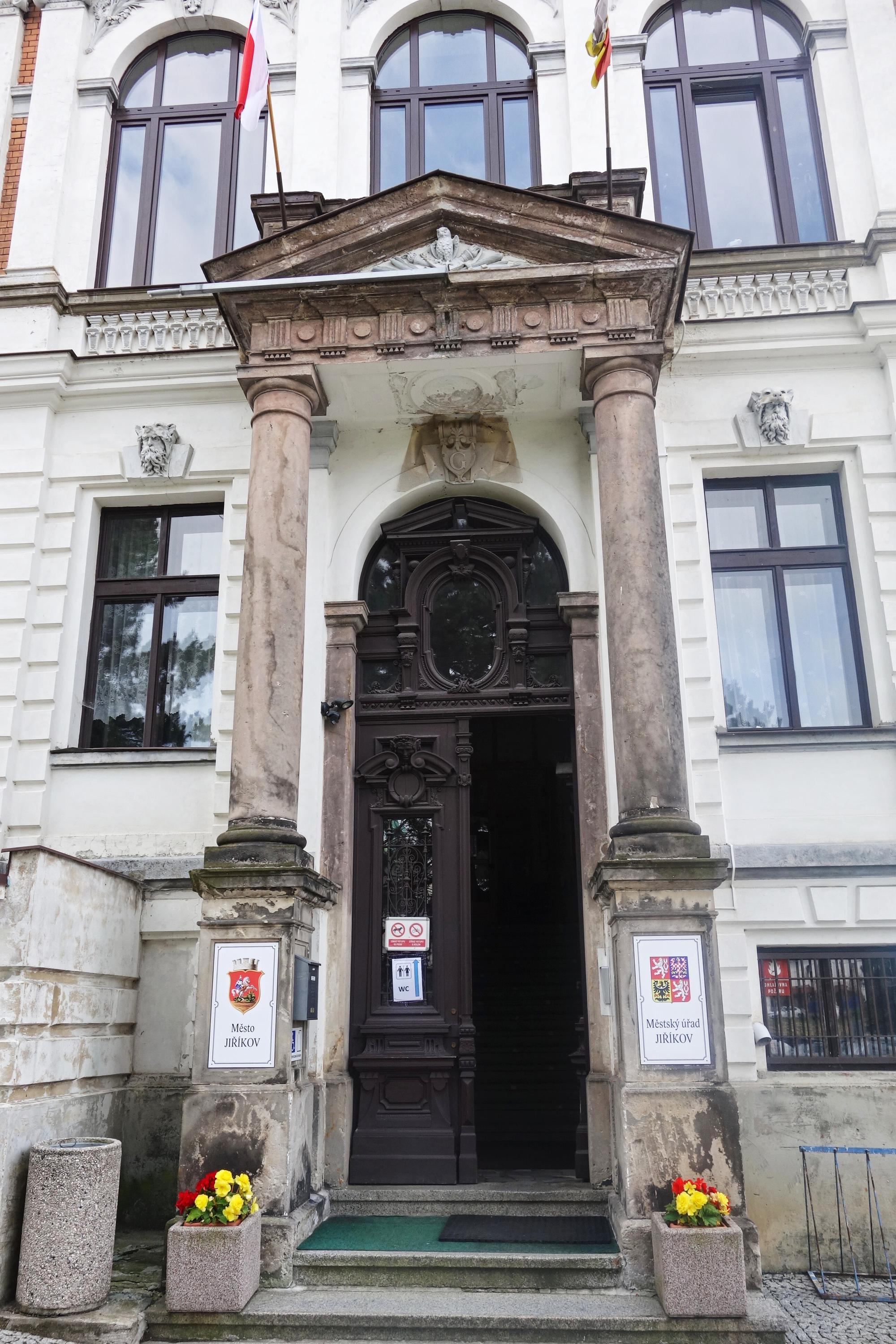 Jiříkov - městský úřad foto 3