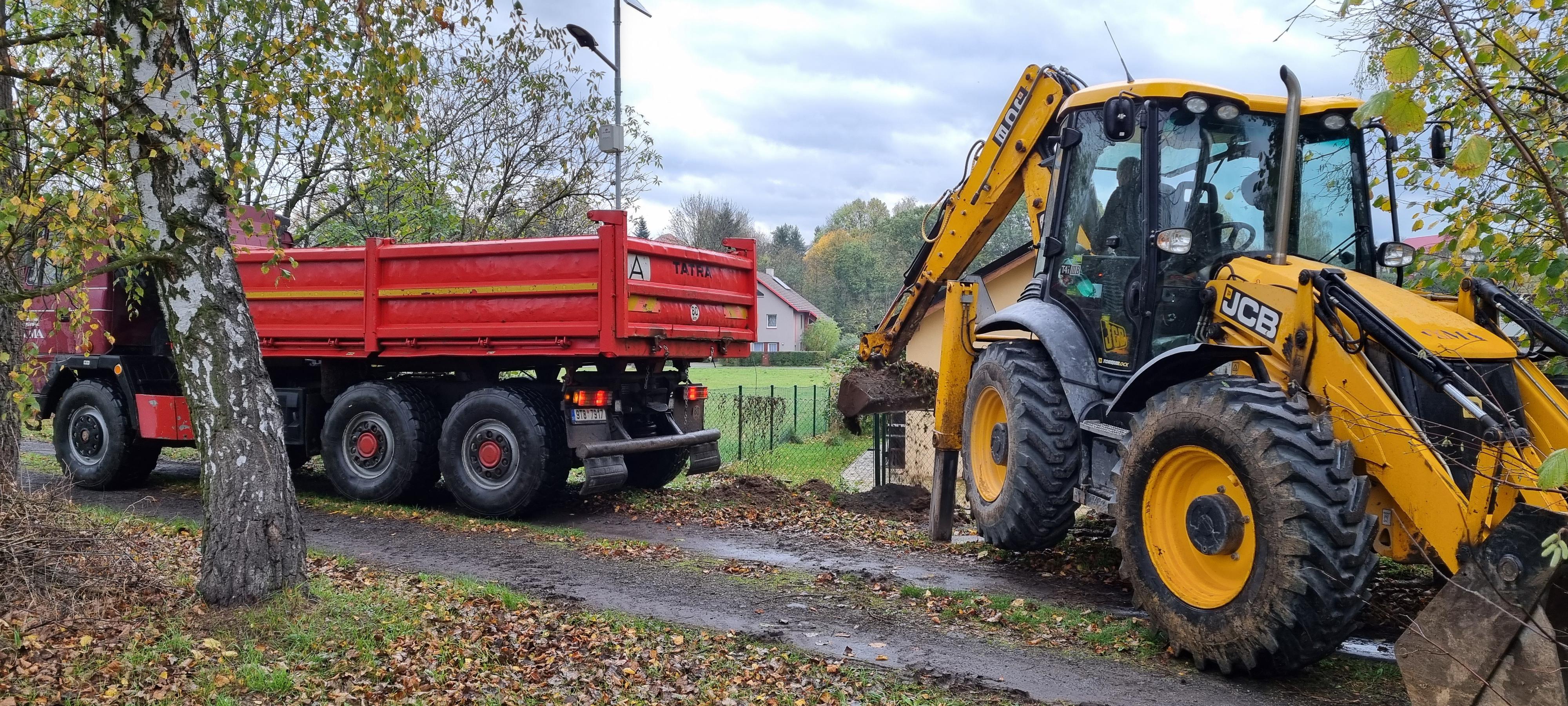 Recyklace staveb - drcení sutí, zemní a výkopové práce, demolice staveb foto 4