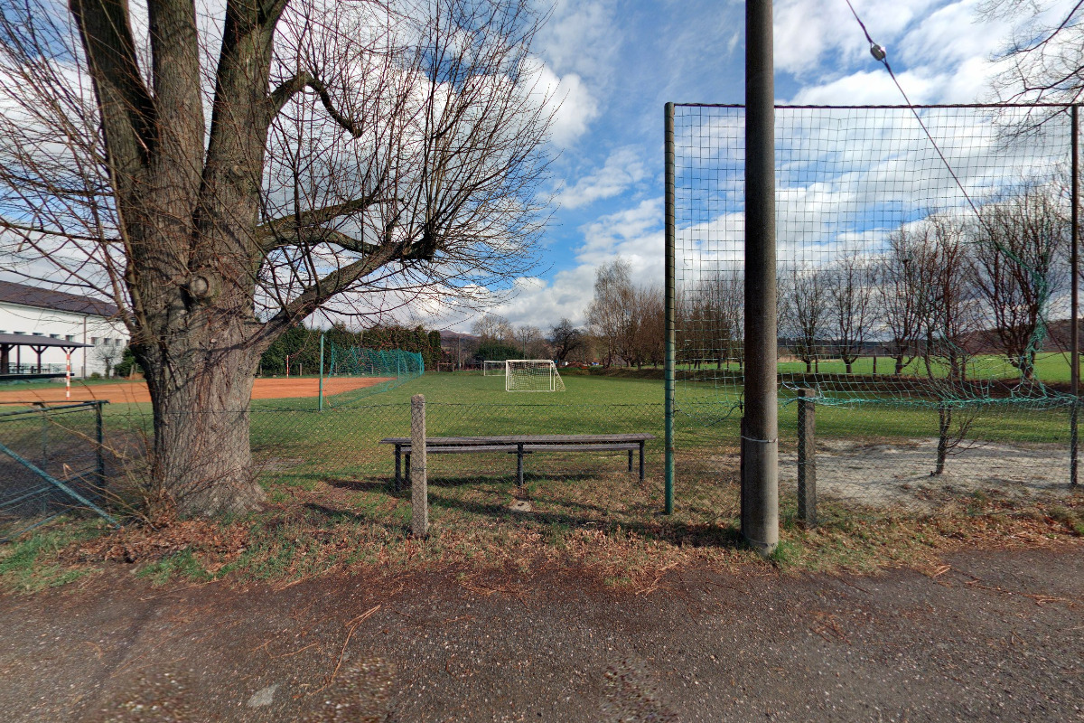 Fotbalové hřiště Sokol Radim foto 4