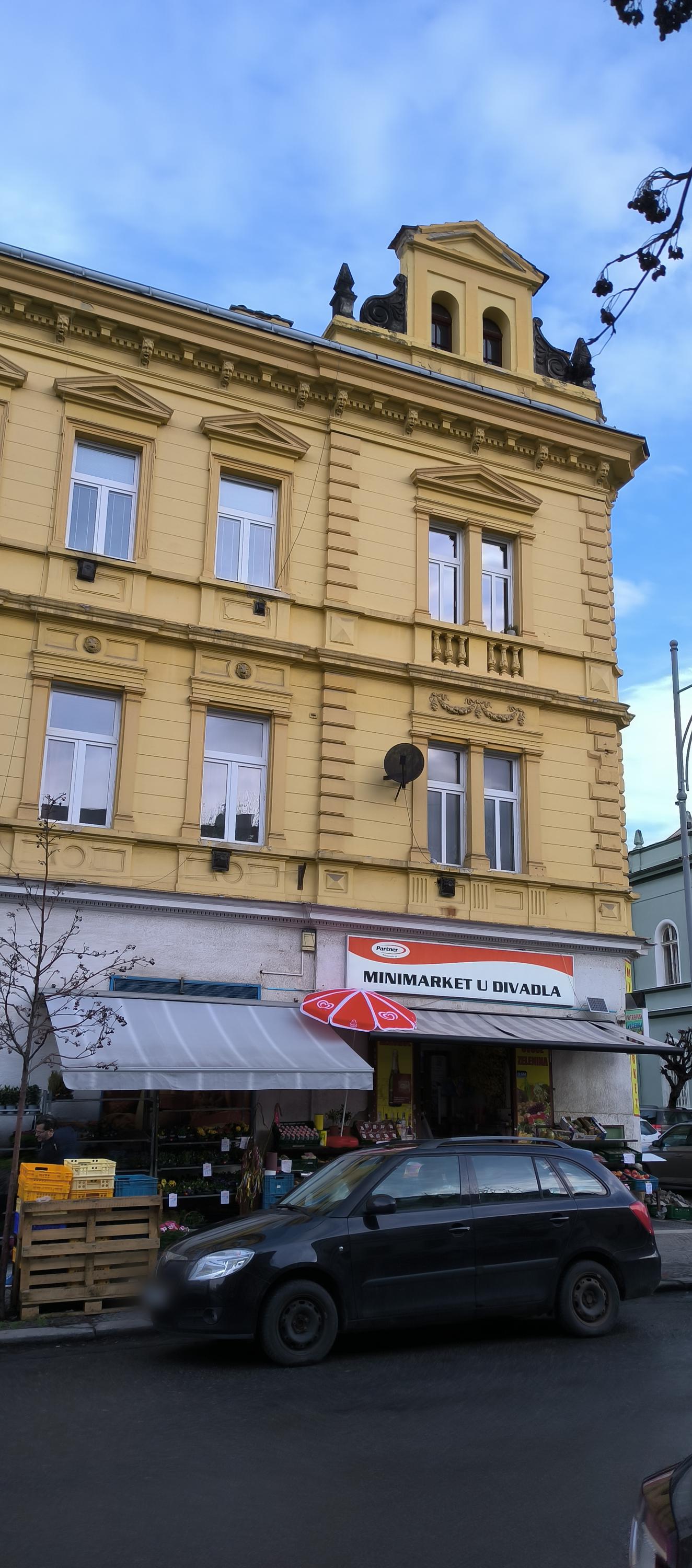 Mini market foto 2