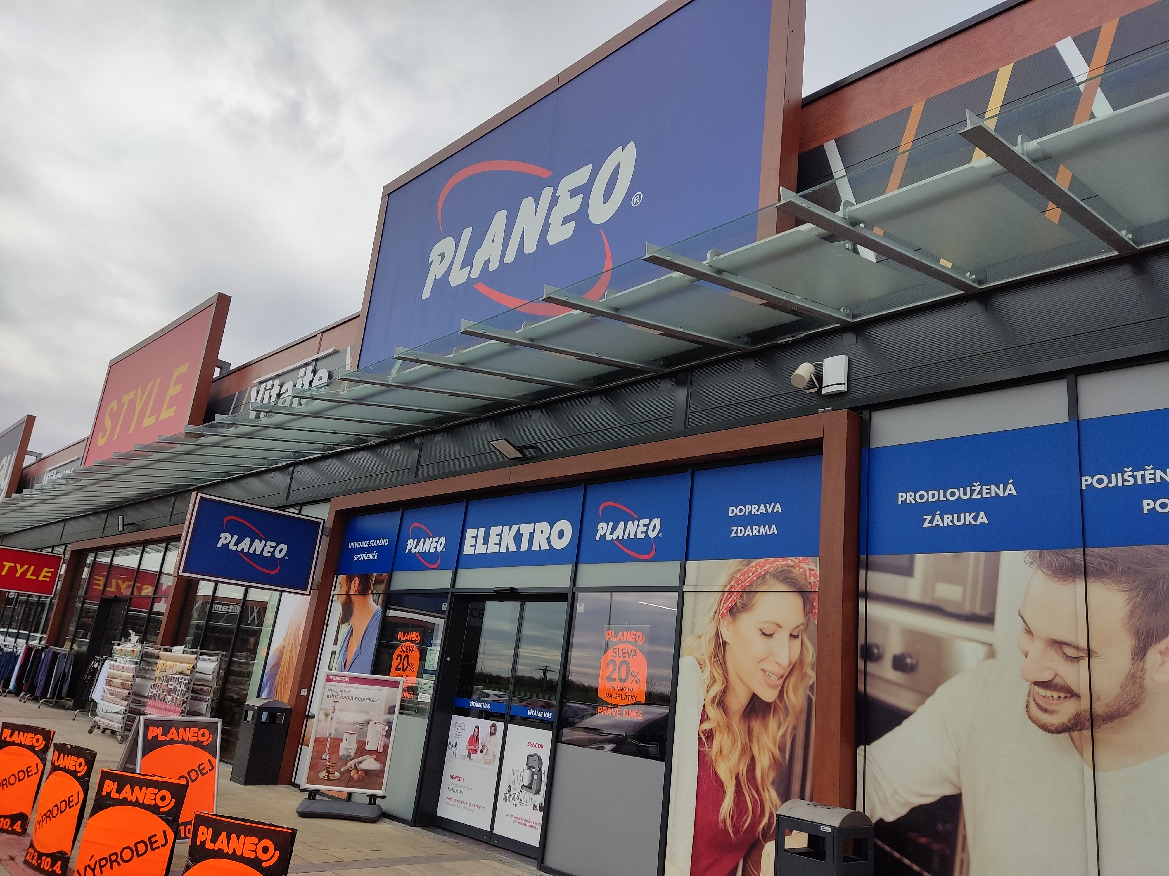 PLANEO foto 2