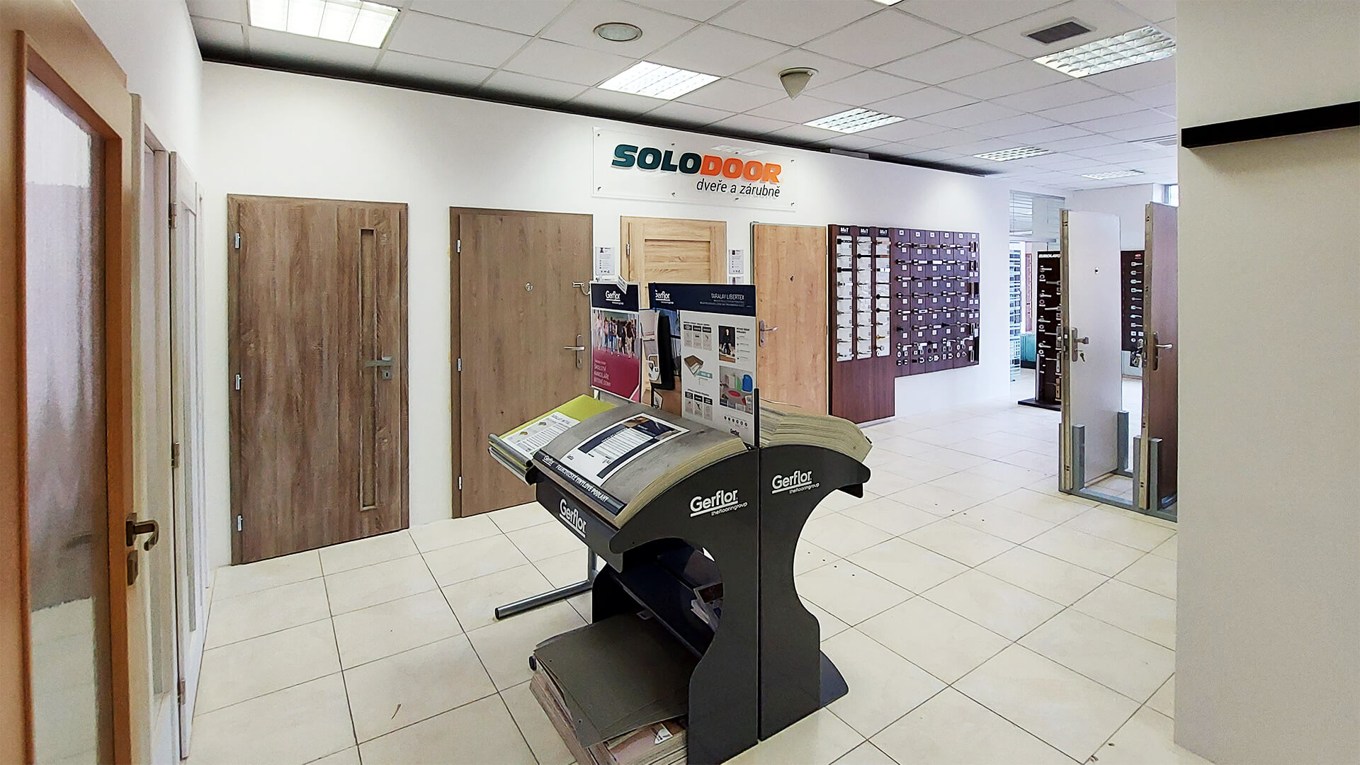 Značková prodejna SOLODOOR foto 6