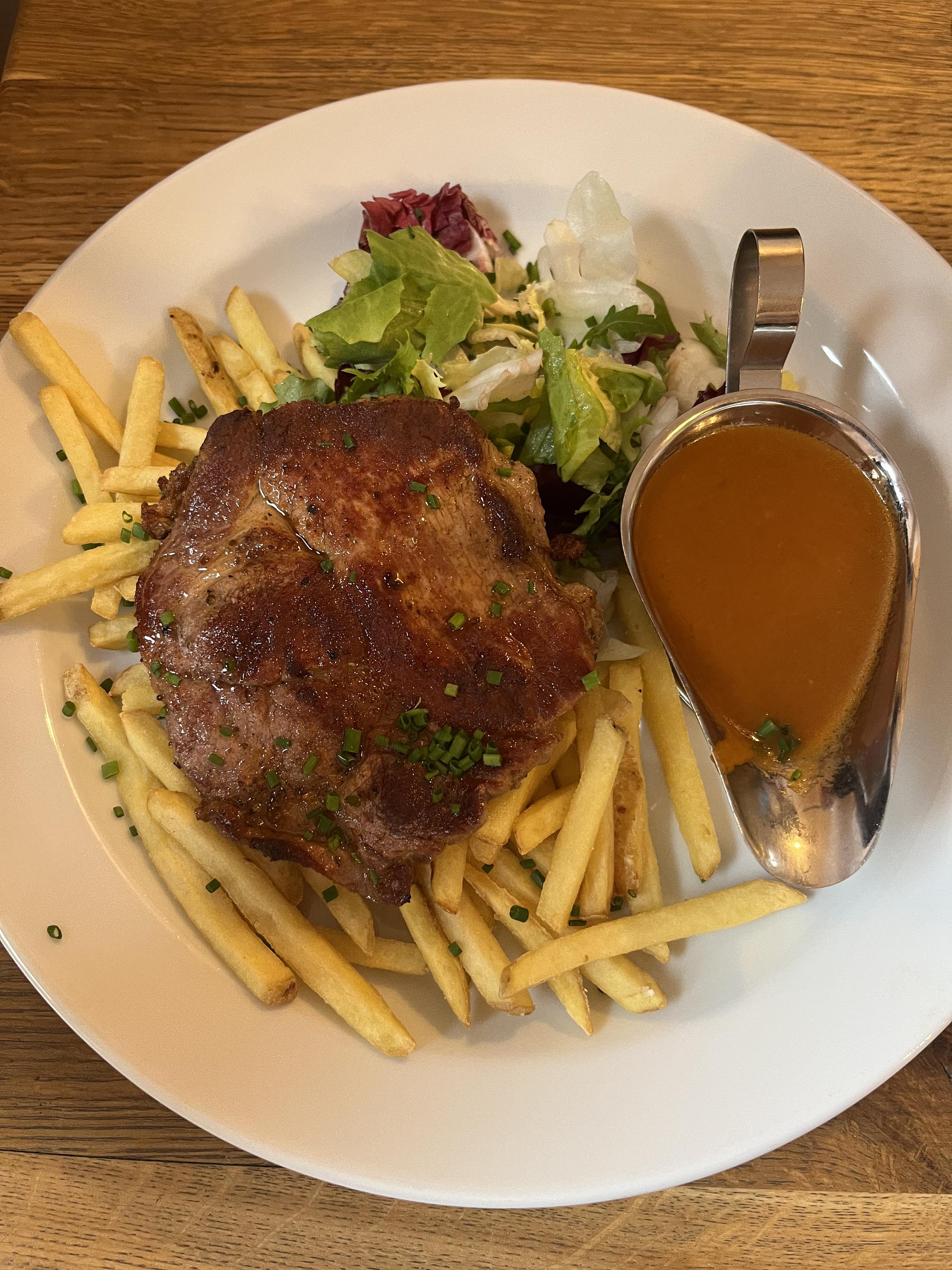 Pivovarský hostinec Rebel foto 2