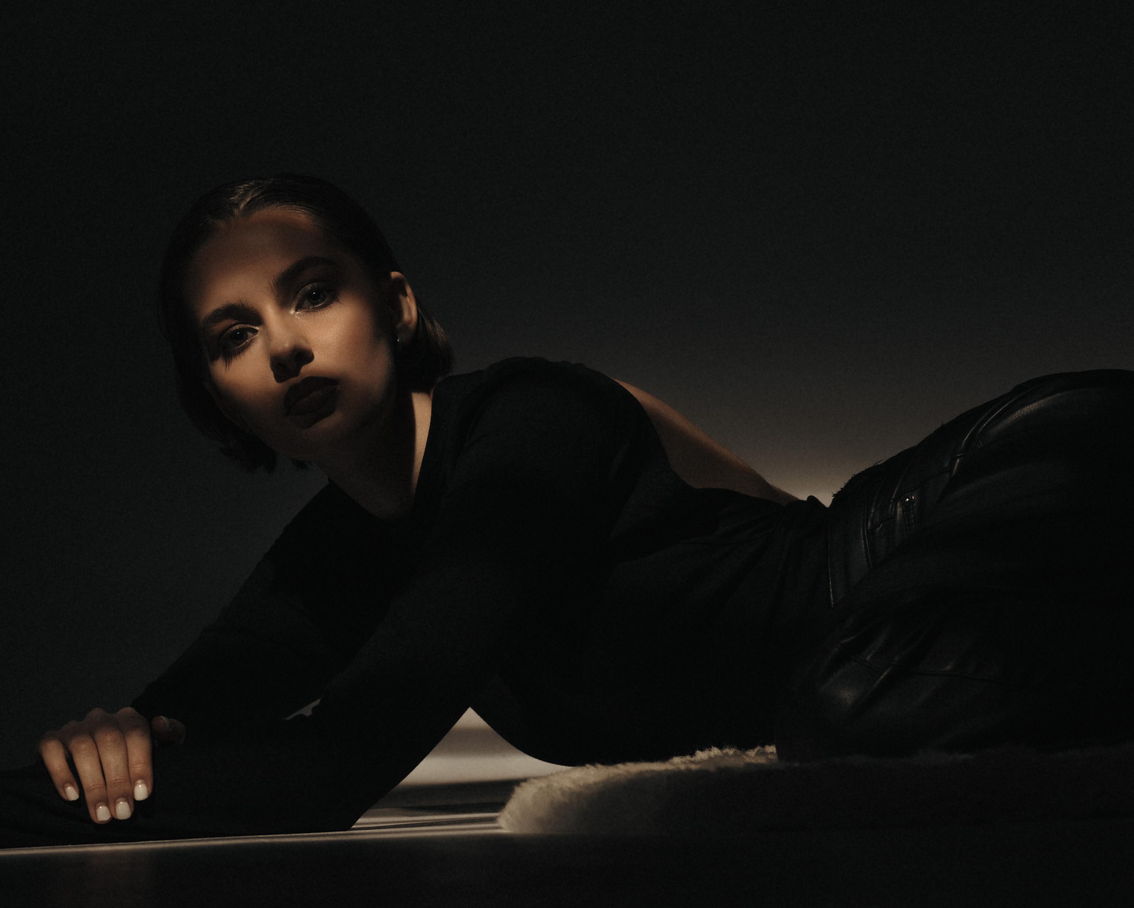 ALSUSHA - Ateliérová fotografka foto 3