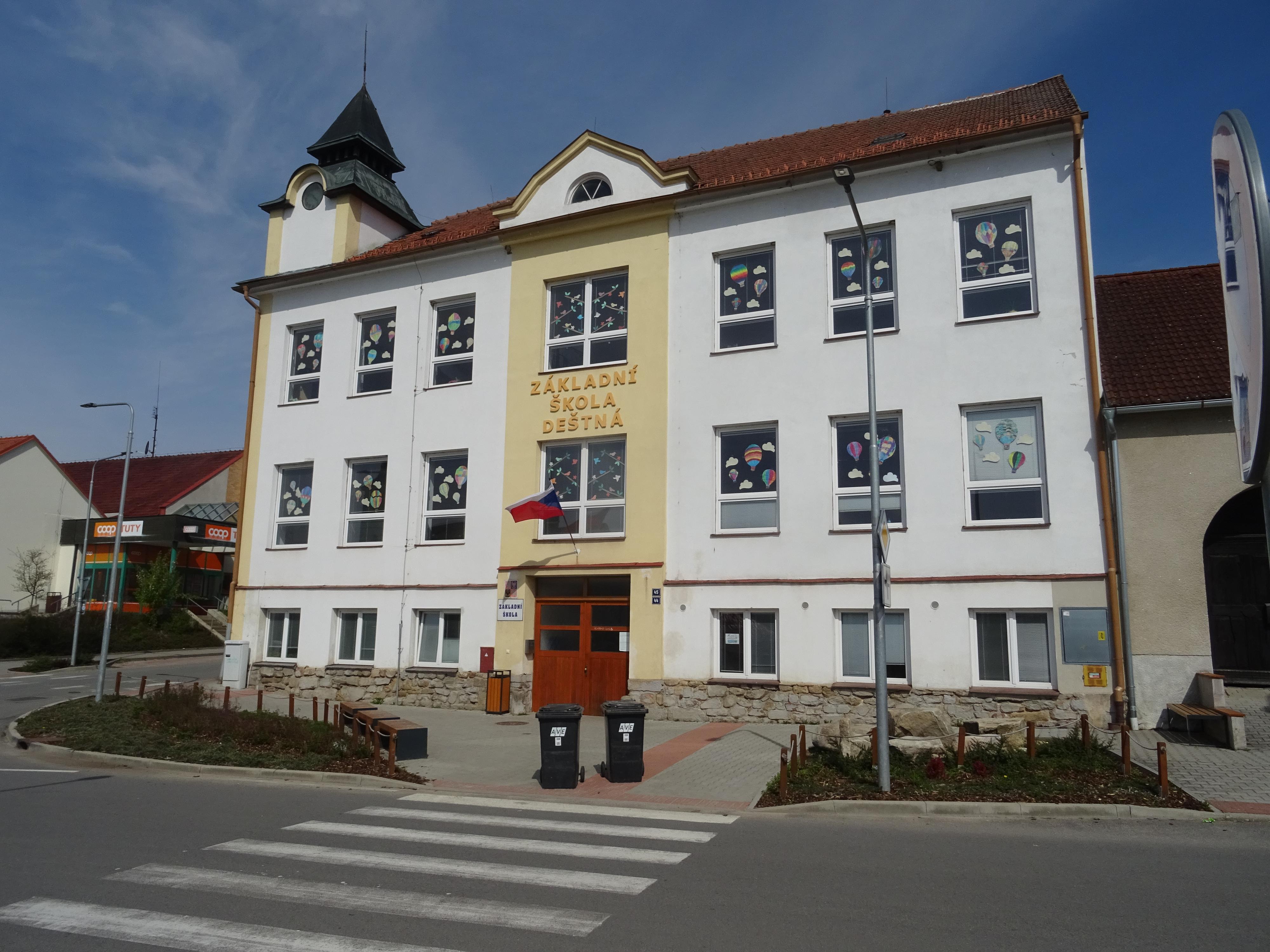 ZŠ a MŠ Deštná foto 4