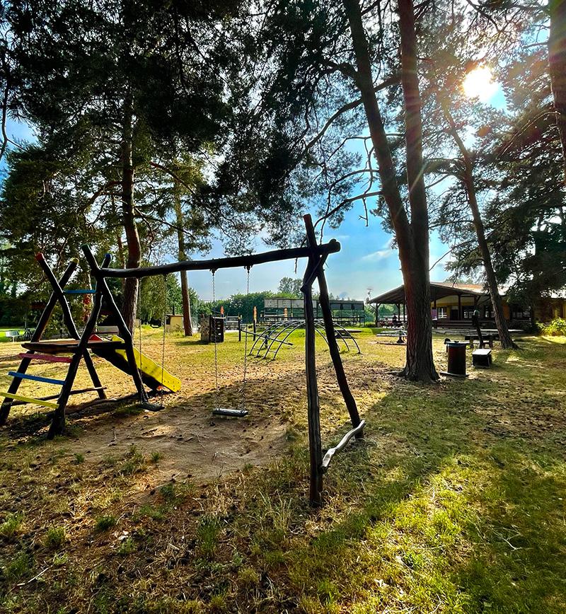 Areál u jezera foto 5