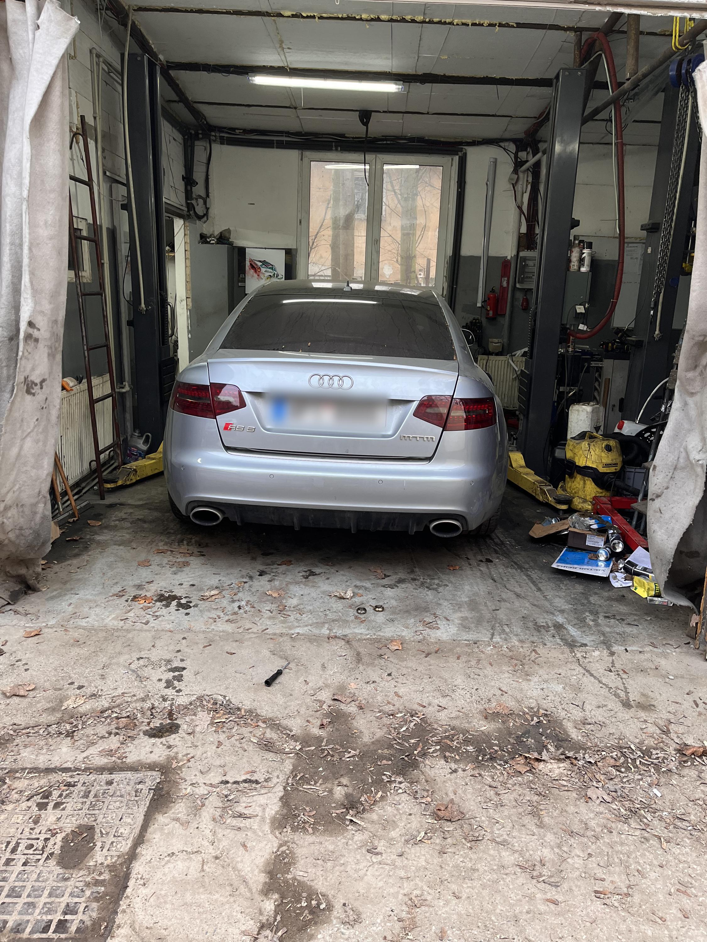 Mogy -Tech Custom Garage foto 6