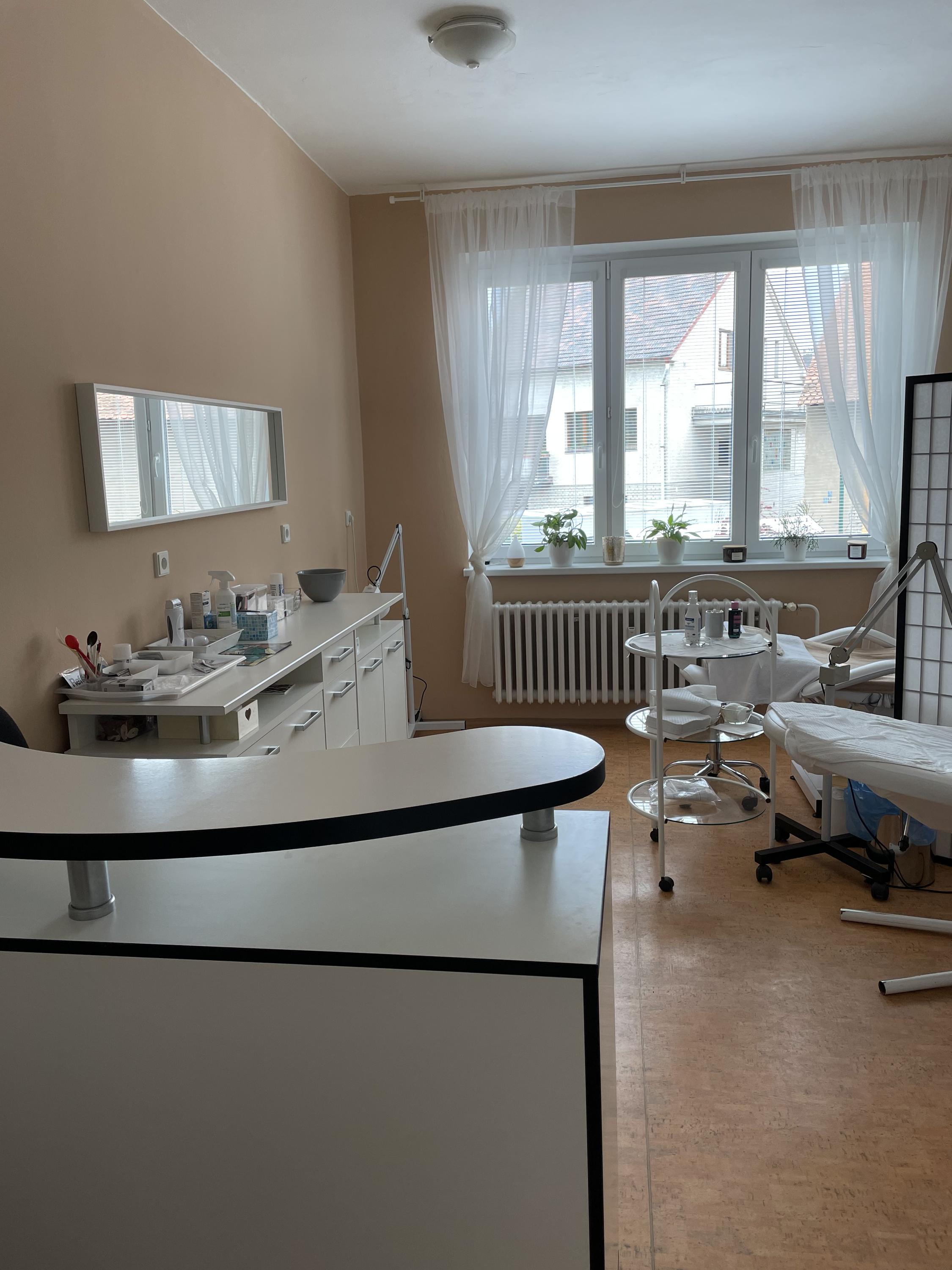 Kosmetický salon Lenka - péče, krása, relaxace foto 3