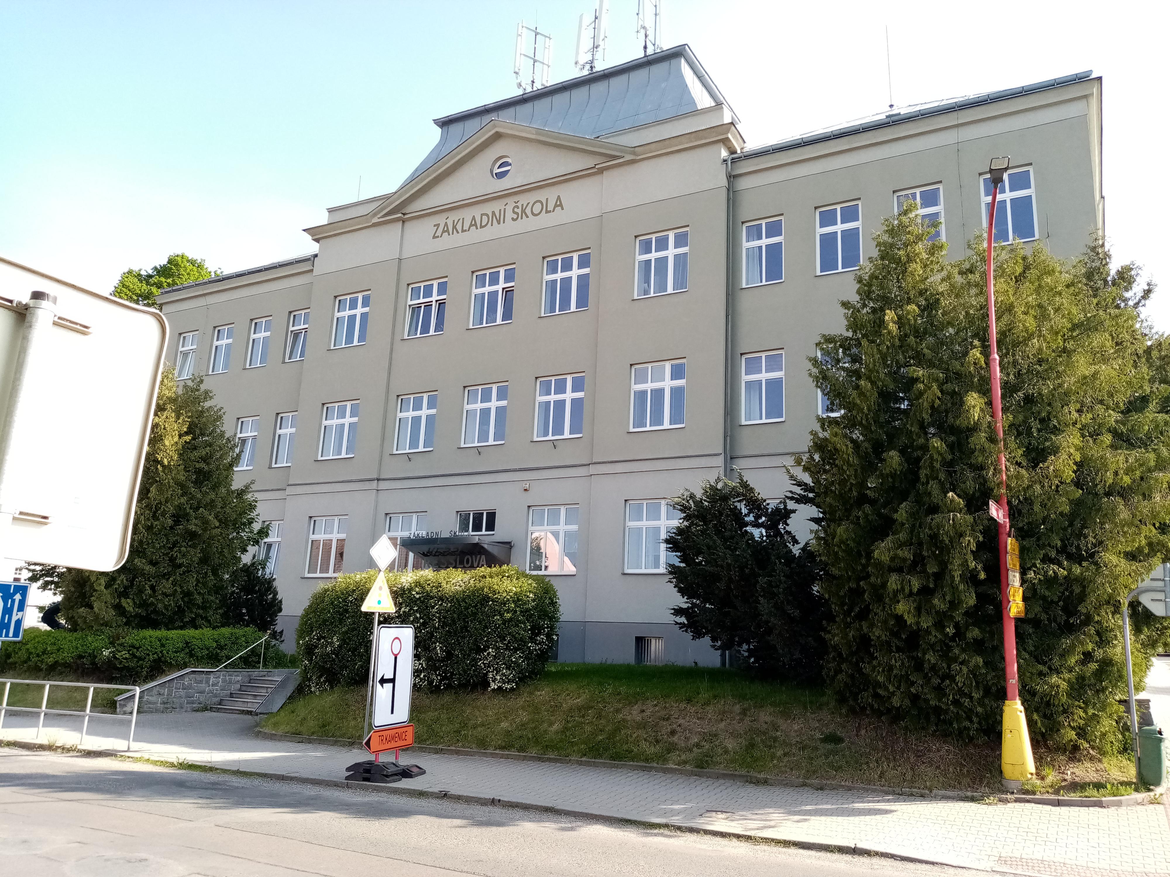 ZŠ Hlinsko, Resslova