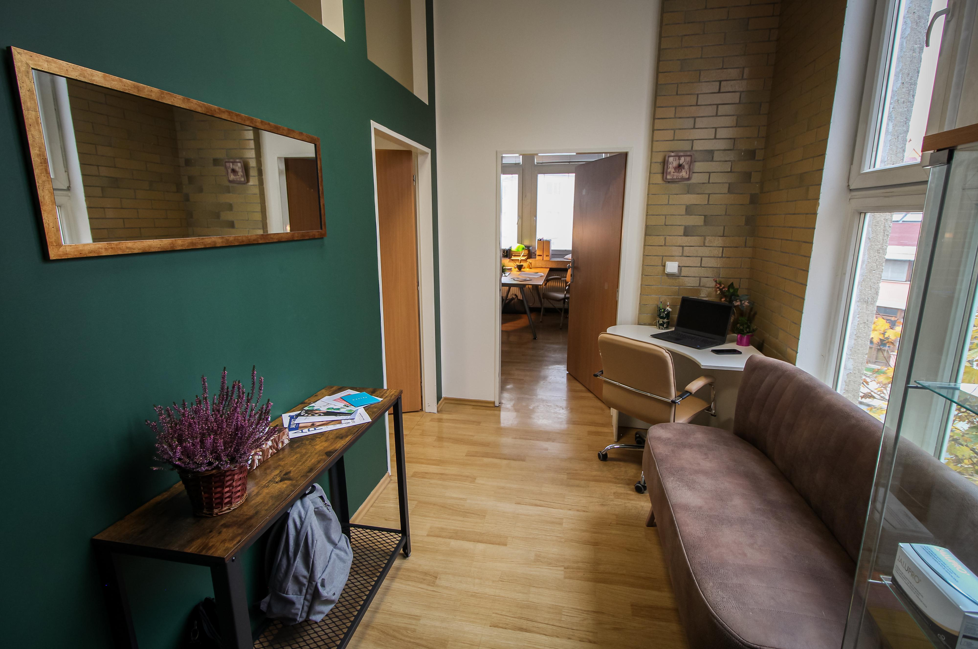 MUDr.Ilona Karasová