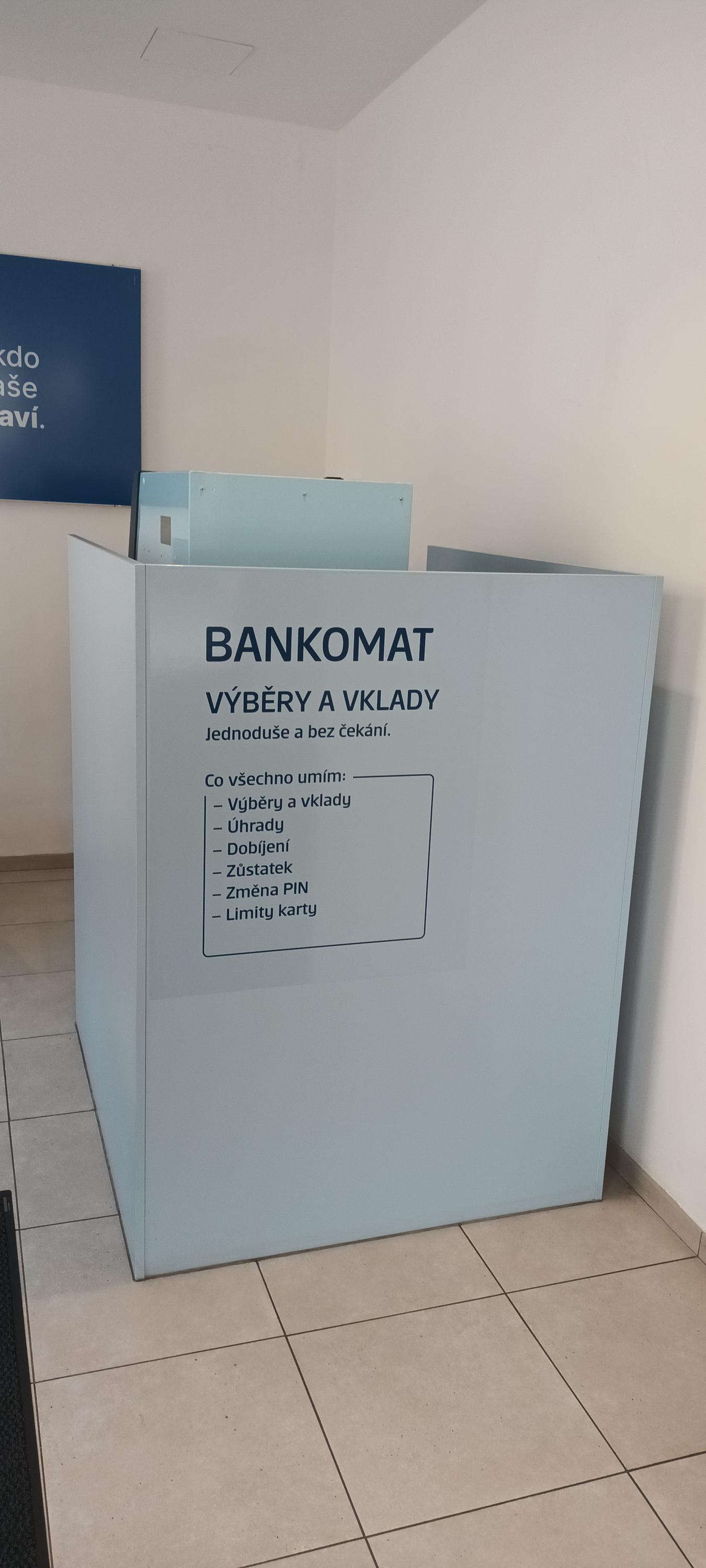 Bankomat České spořitelny foto 2