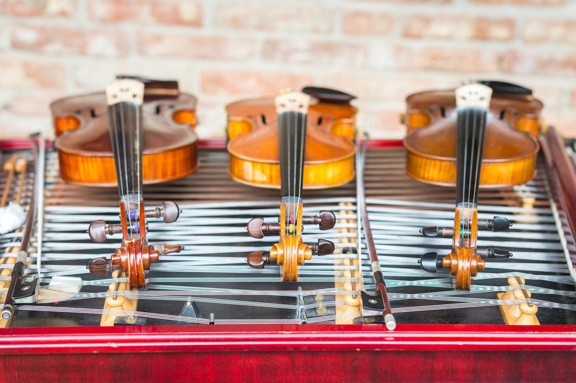 Posezení u cimbálu ve Vinařské stodole 9. 5.