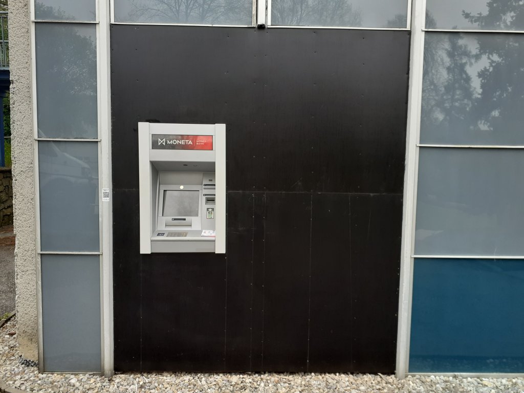 Bankomat MONETA Money Bank foto 2