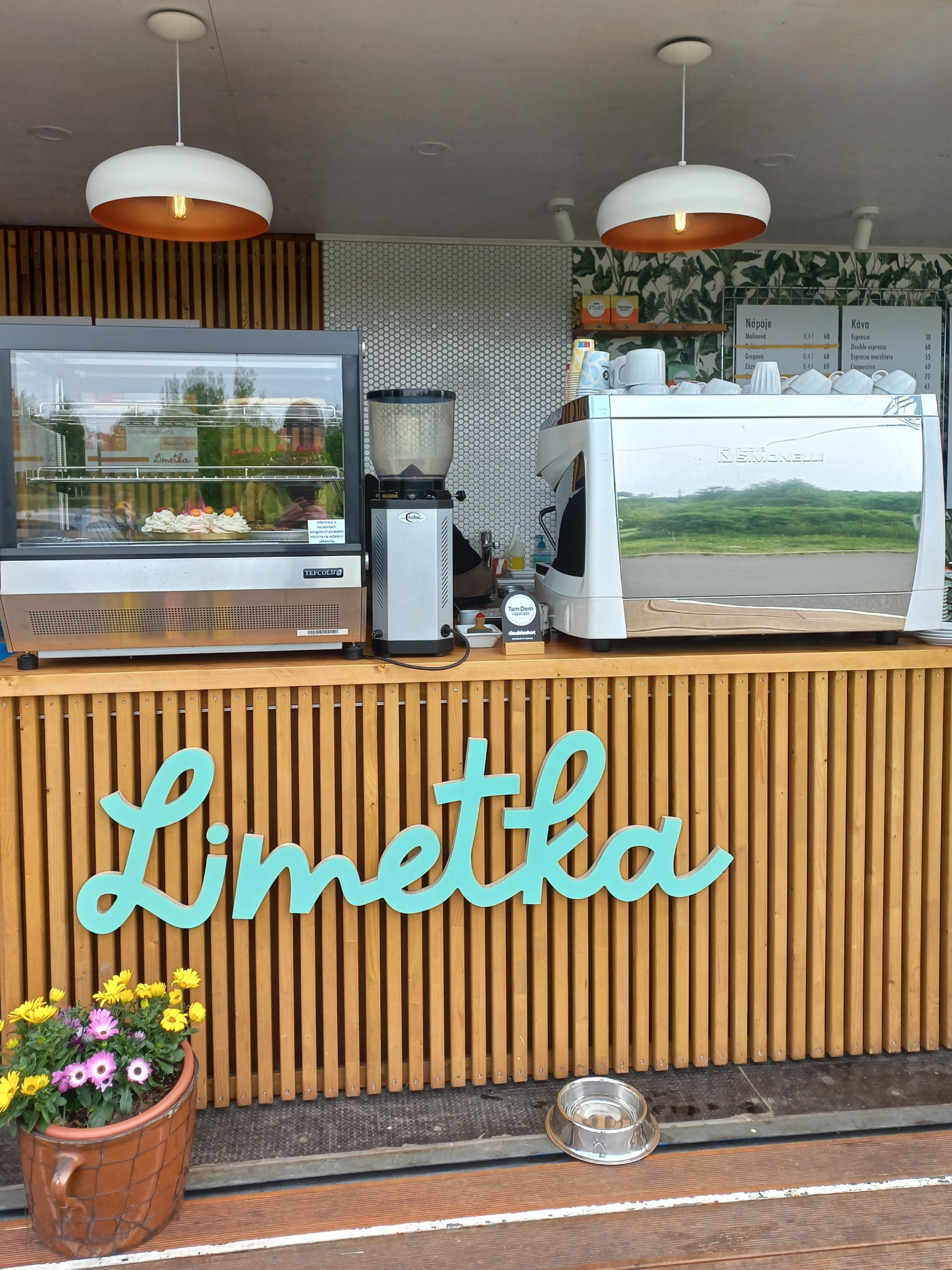 Kavárna Limetka v Meandru foto 2