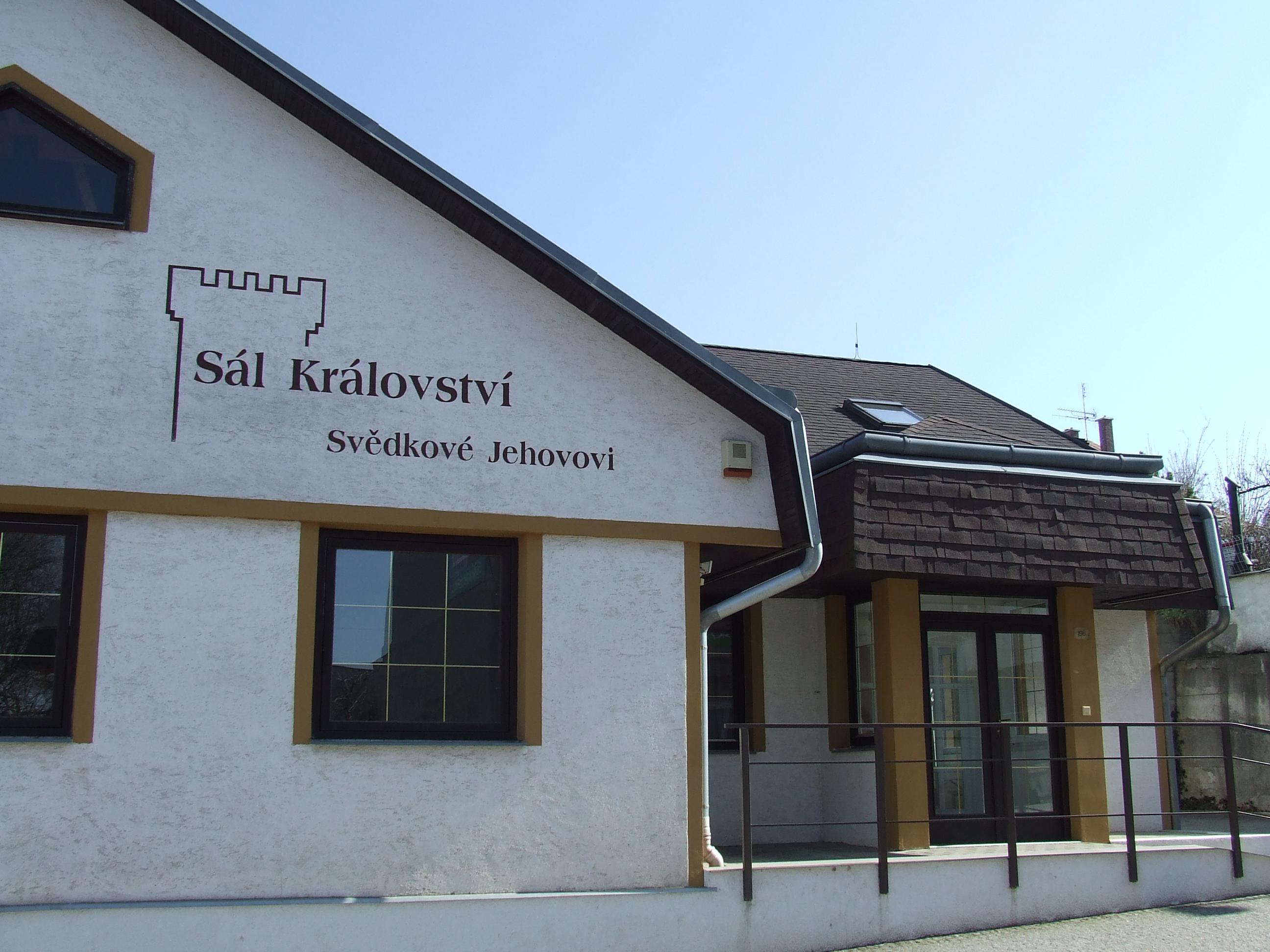 Náboženská společnost Svědkové Jehovovi foto 2