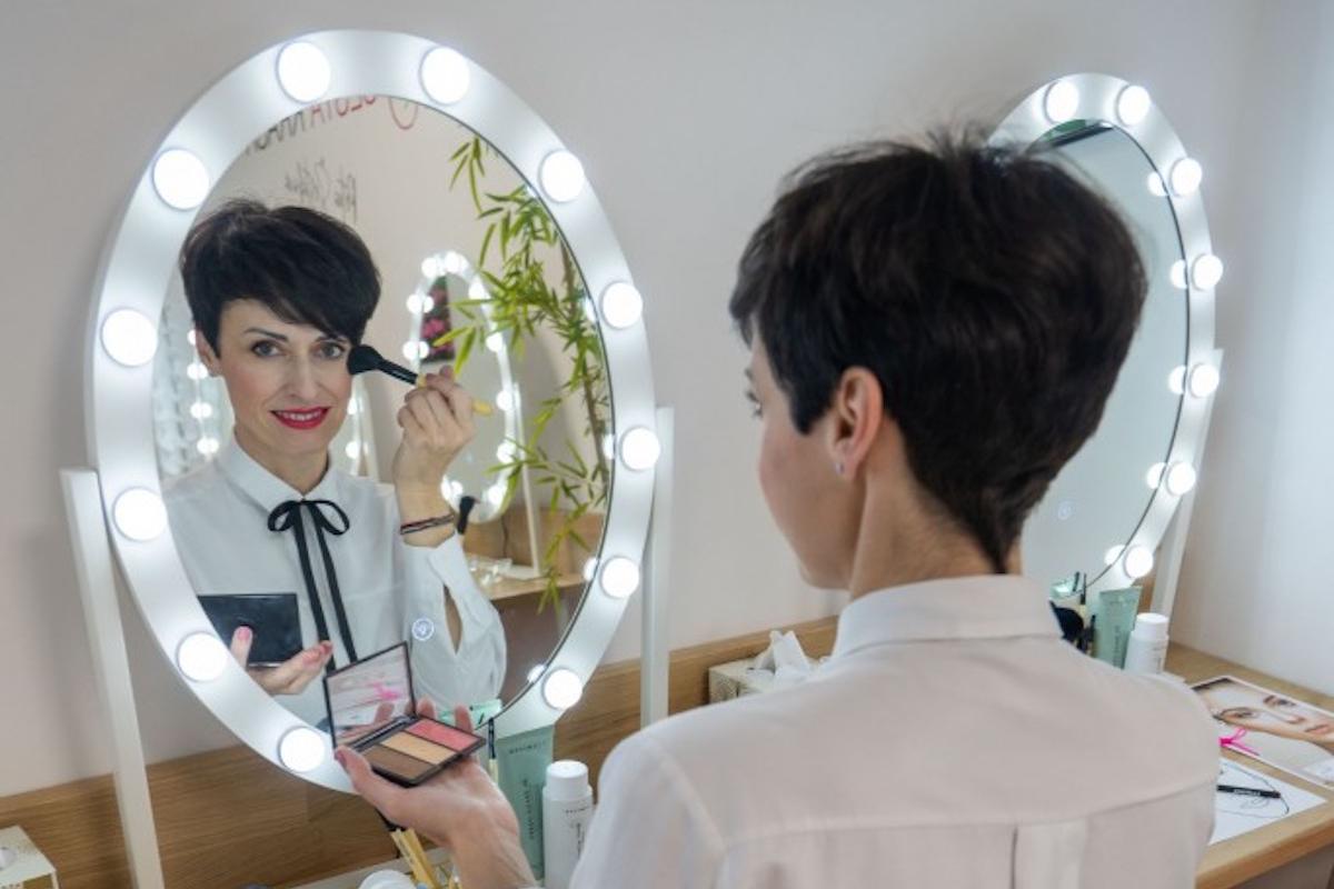 Petra Šestáková - vizážistka a stylistka