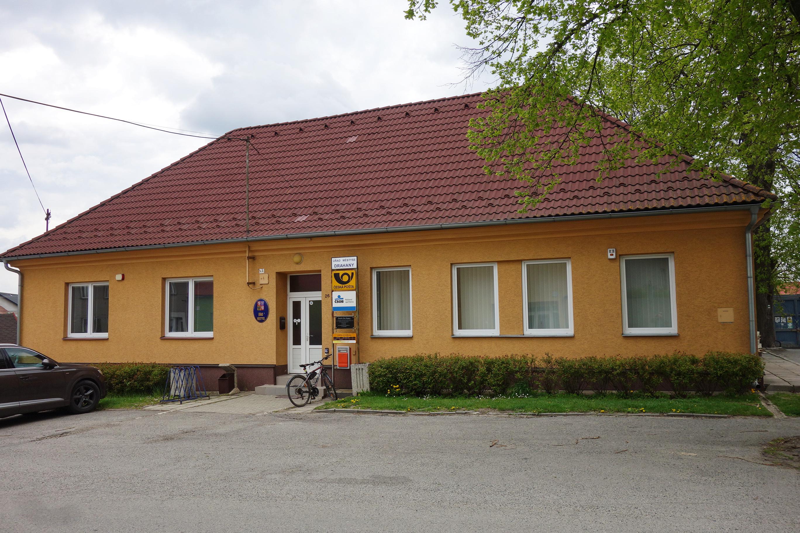 Drahany - úřad městyse foto 3