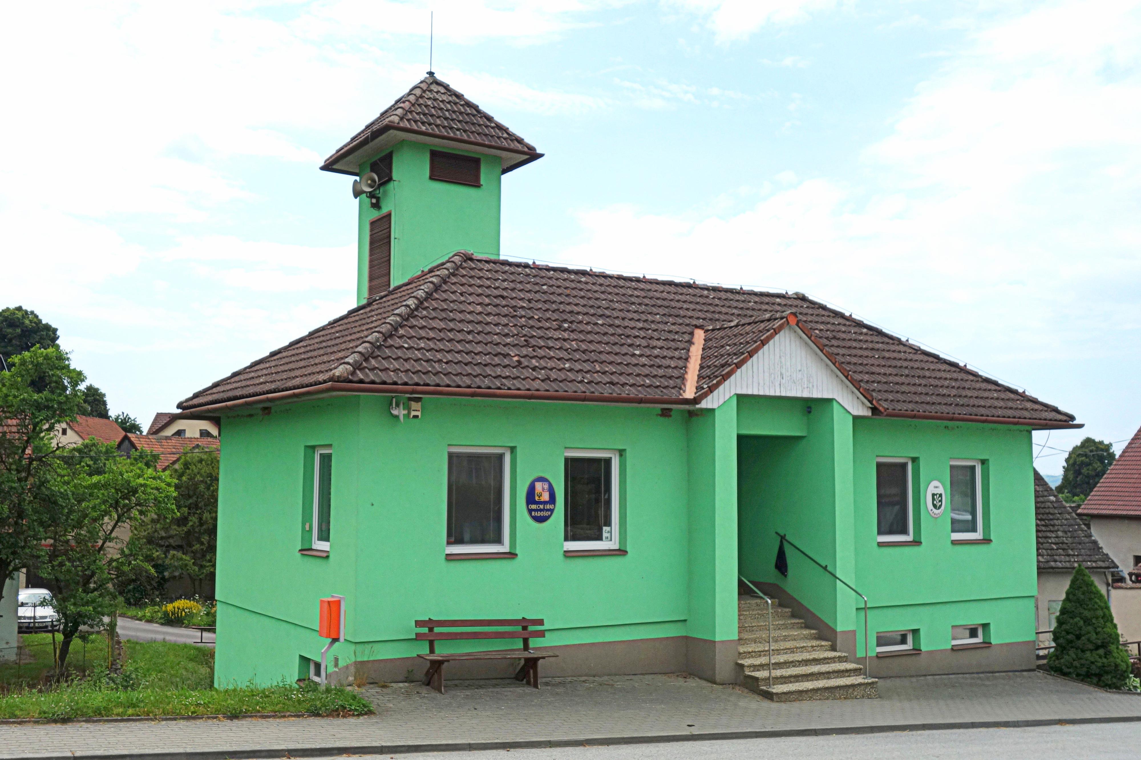Radošov - obecní úřad