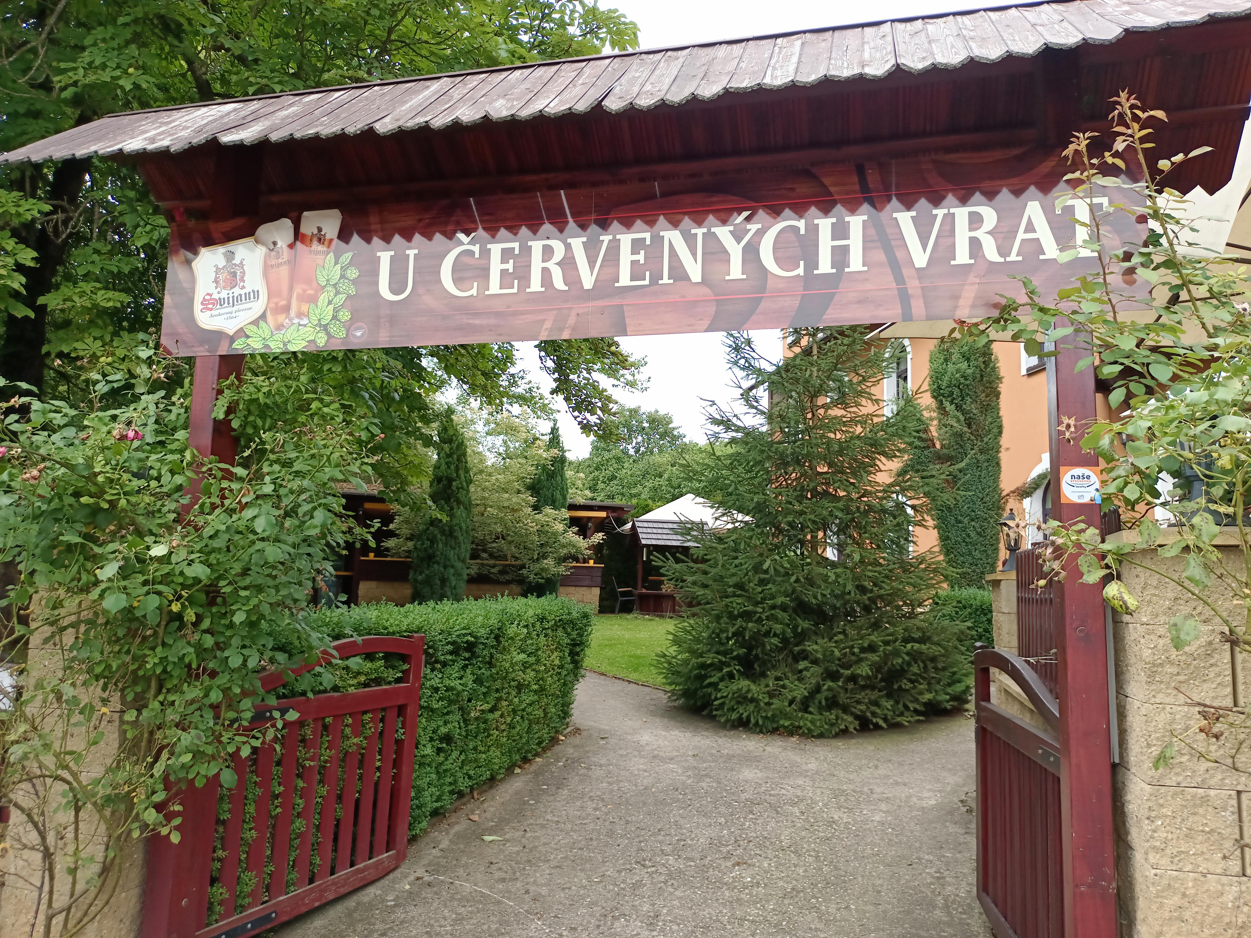 Restaurace U Červených vrat foto 6