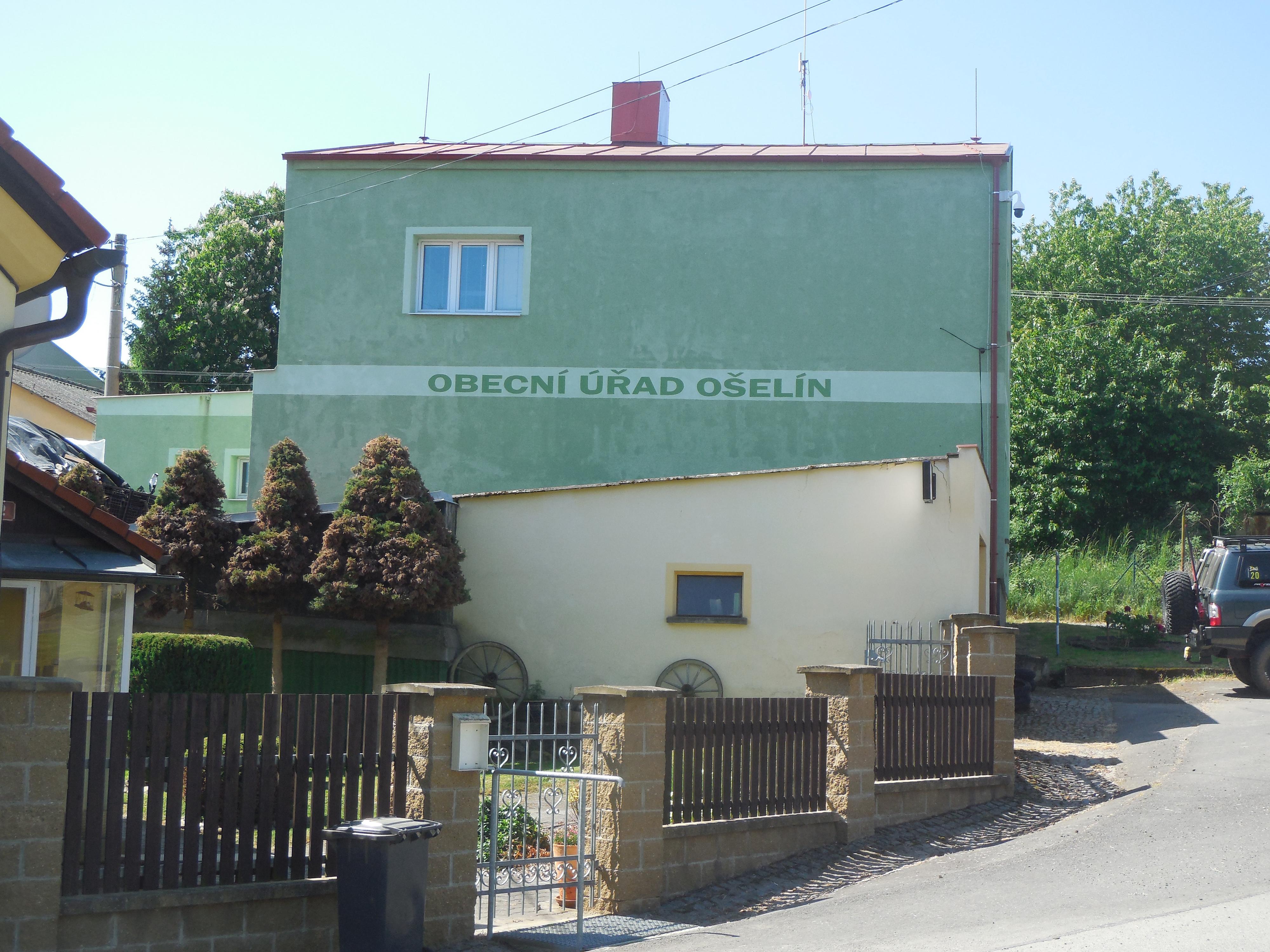 Ošelín - obecní úřad foto 6