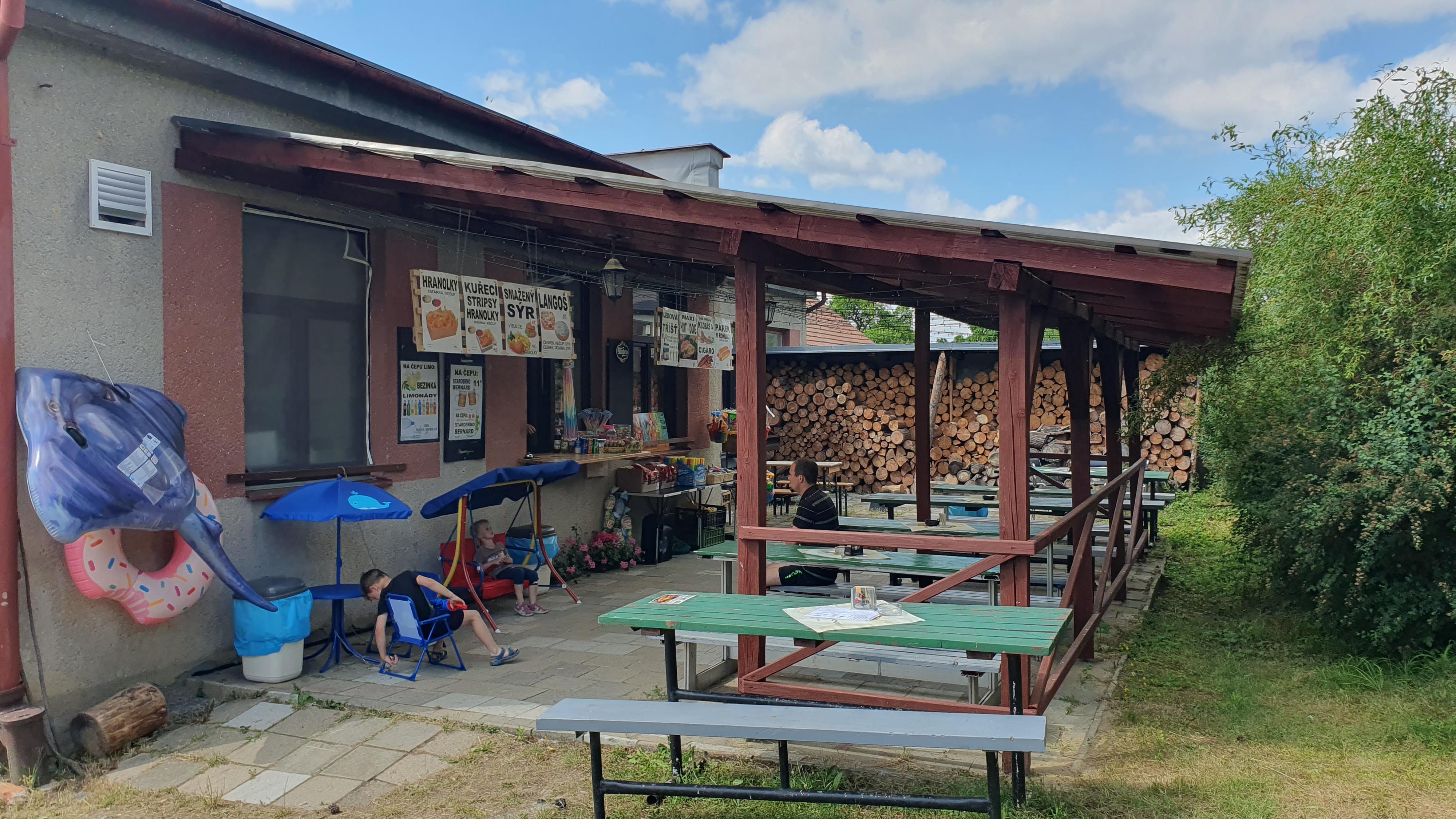 Občerstvení v Rudce foto 2