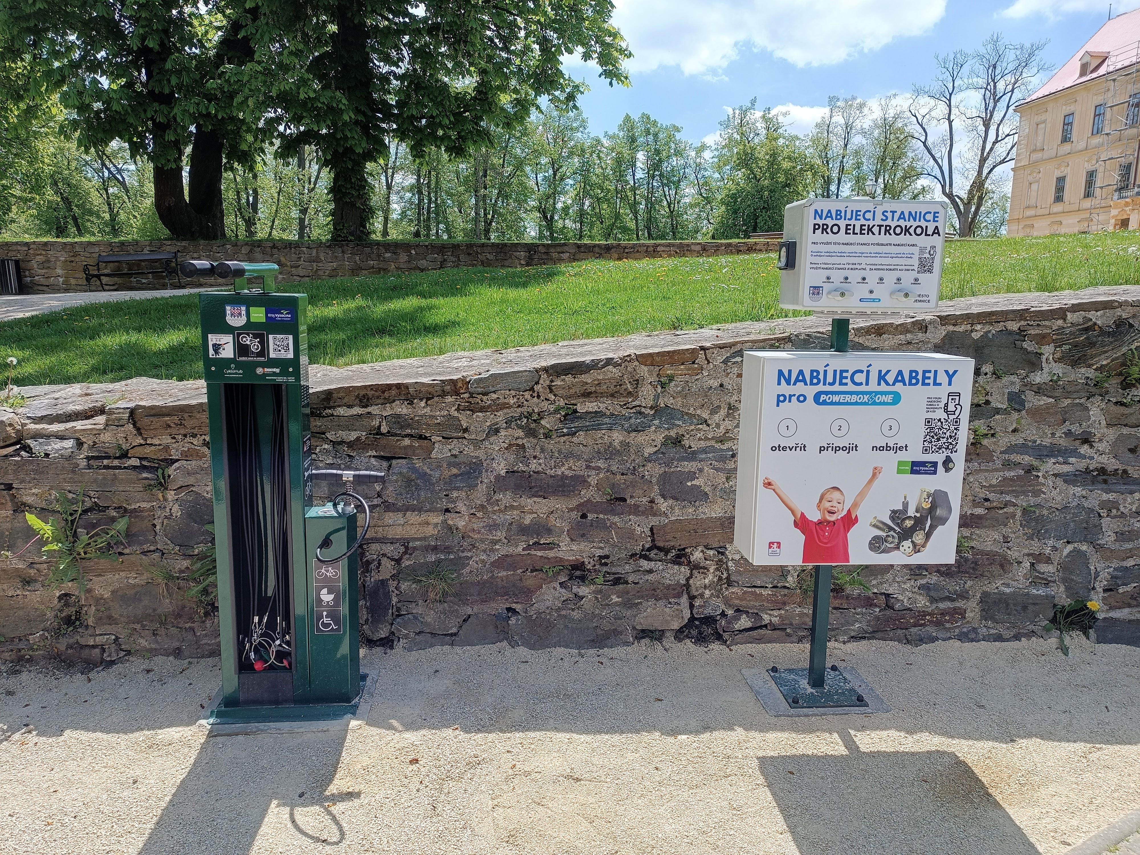 Nabíjecí stanice Turistické informační centrum Jemnice foto 4