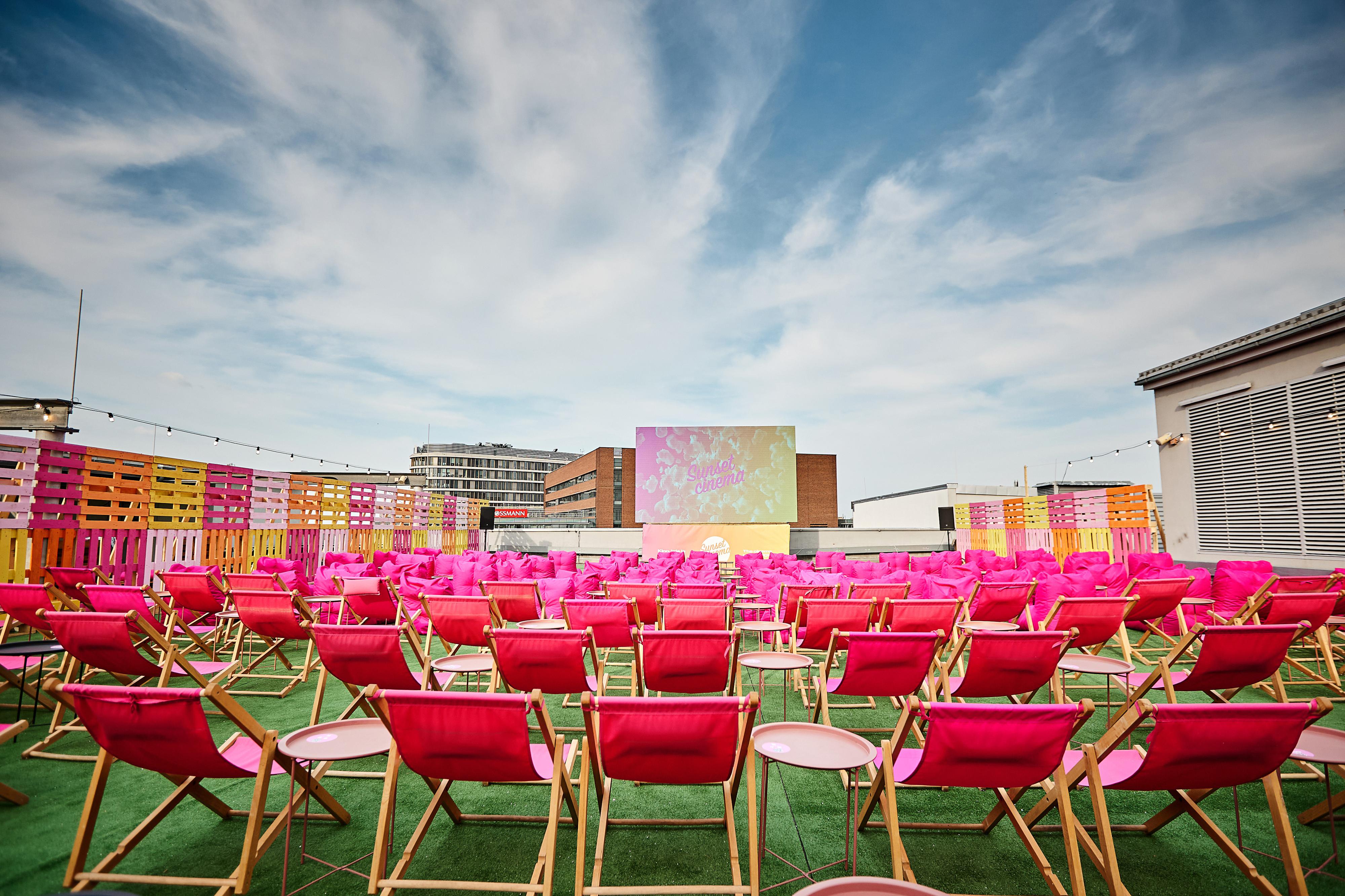 Sunset Cinema foto 2