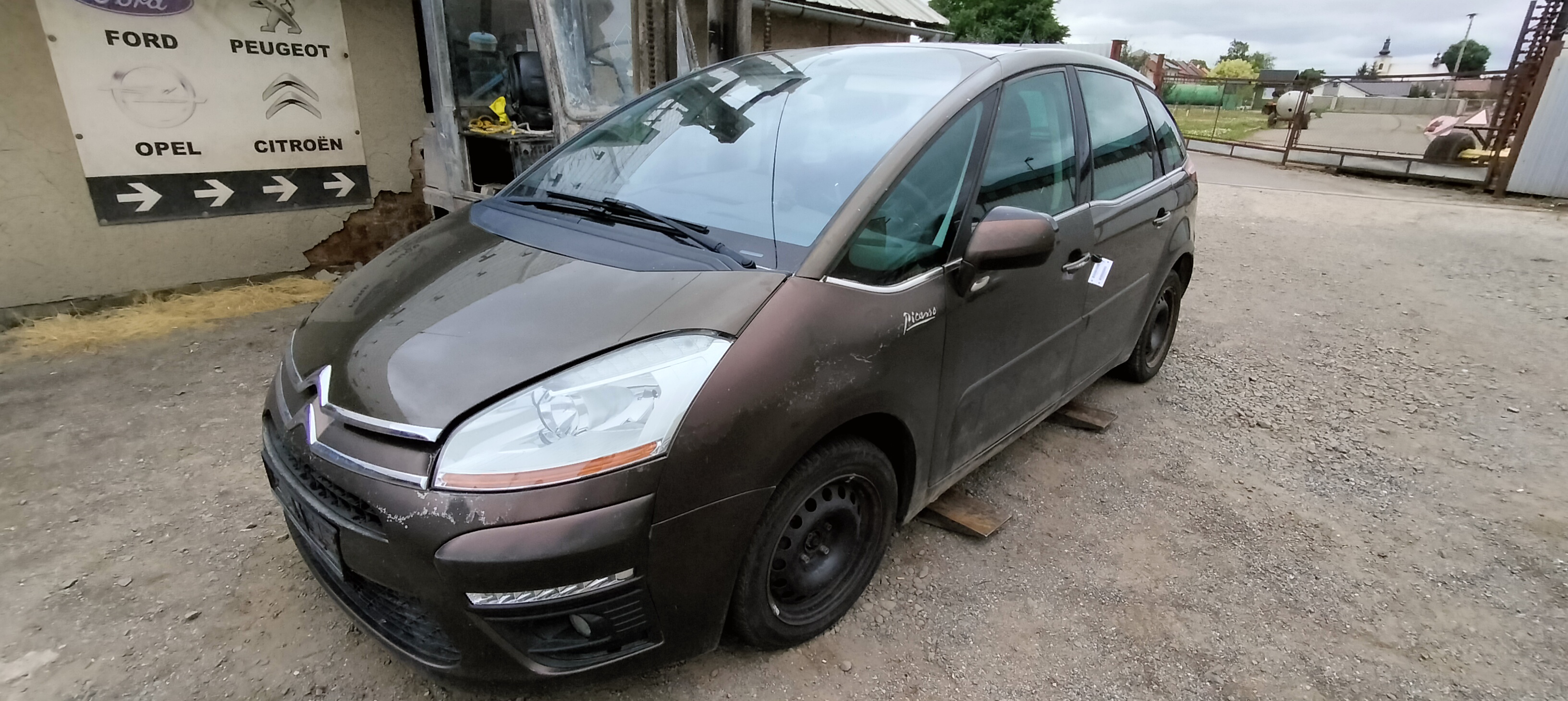 Autovrakoviště Peugeot a Citroën – Jiří Vaněk foto 6