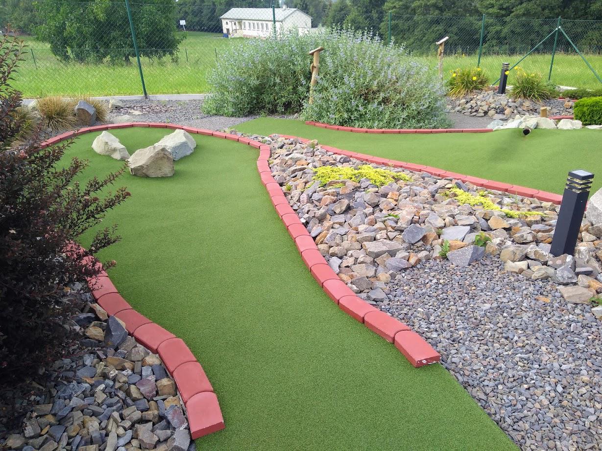 Relax Vratimov - Adventure golf foto 2