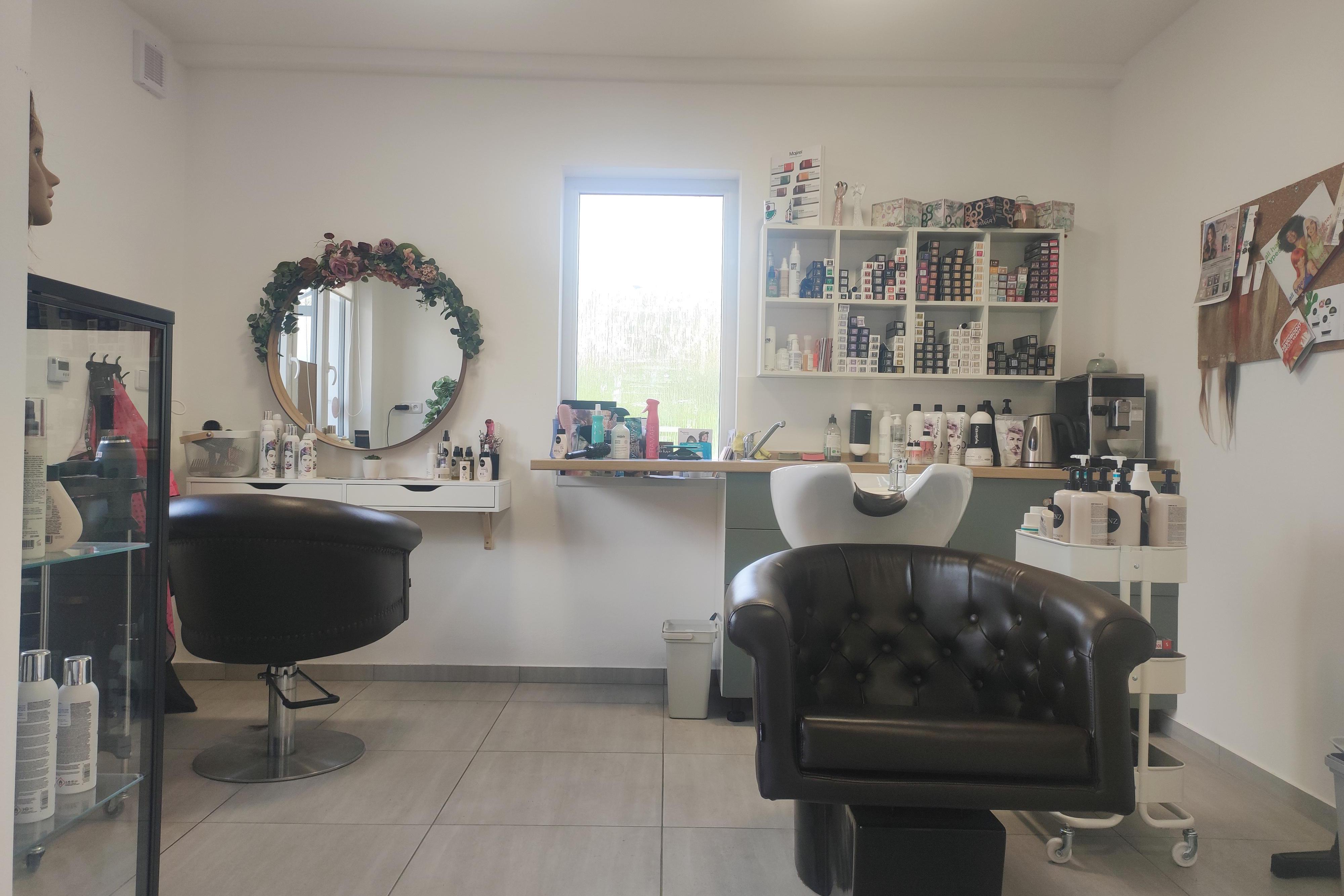 Salon Mikádo foto 1