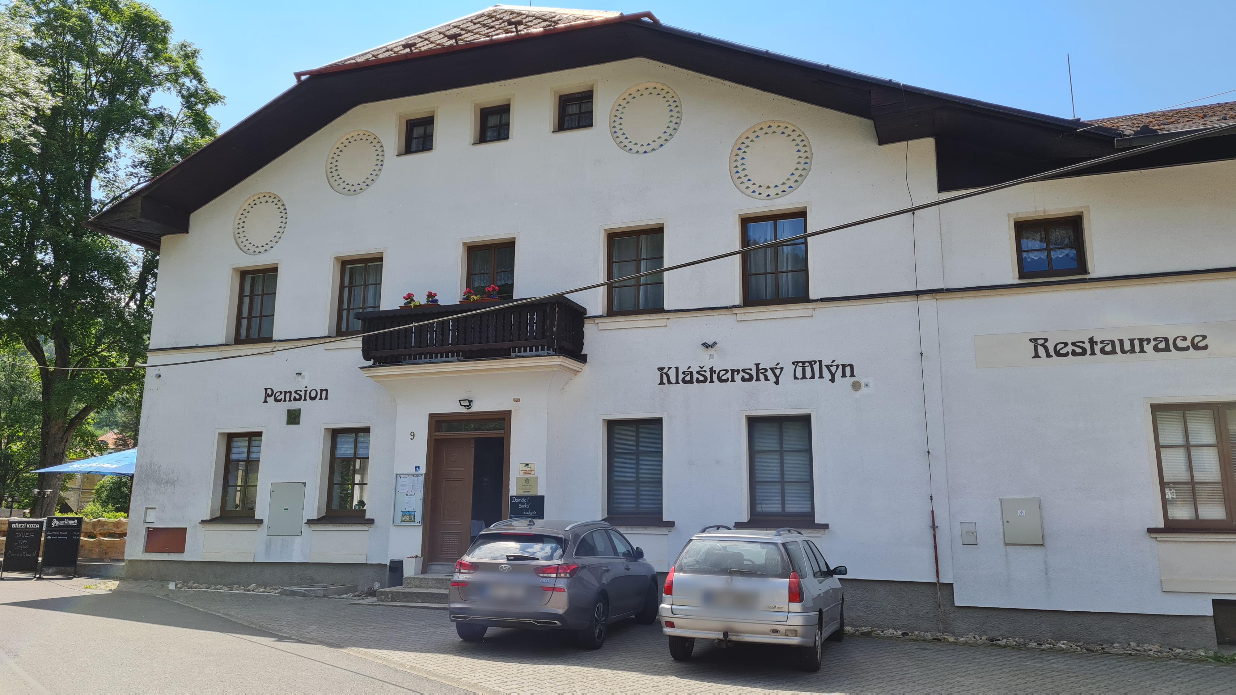 Restaurace Klášterský mlýn foto 3