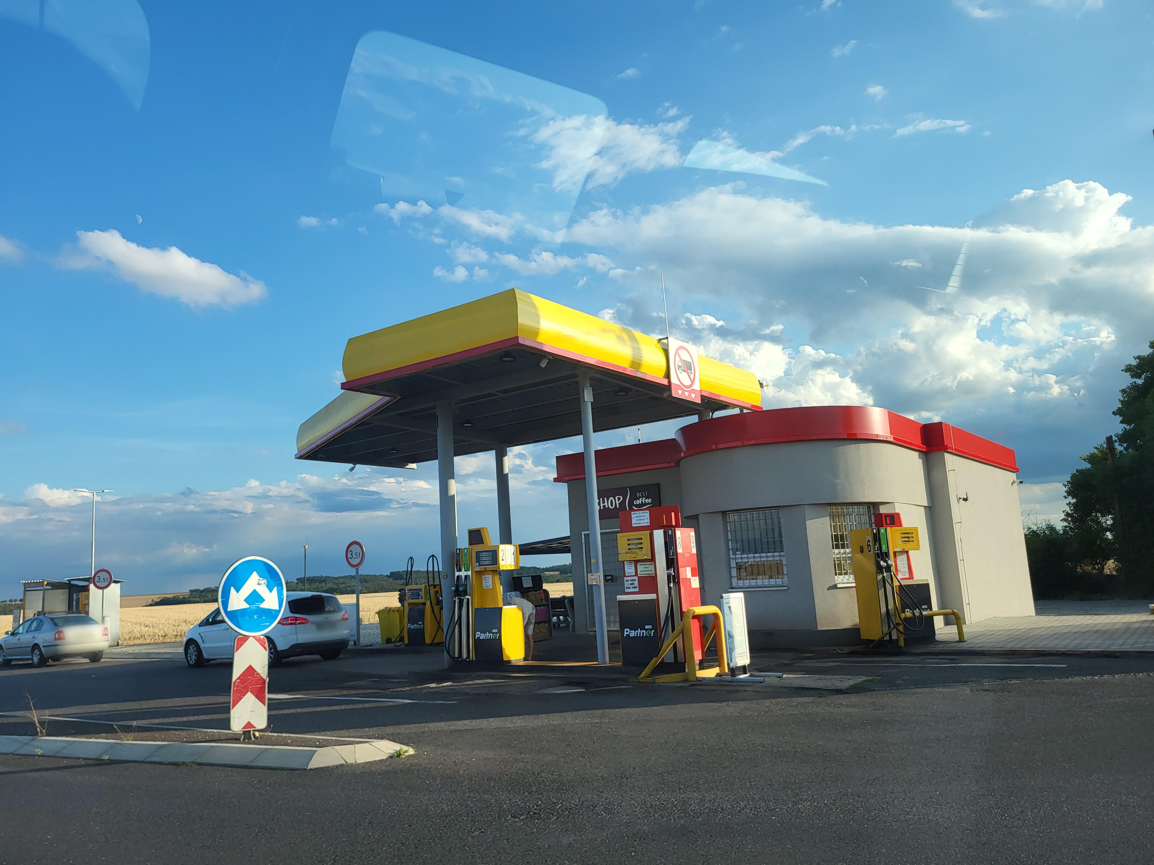 ZEROGAS LITAVA, s.r.o.