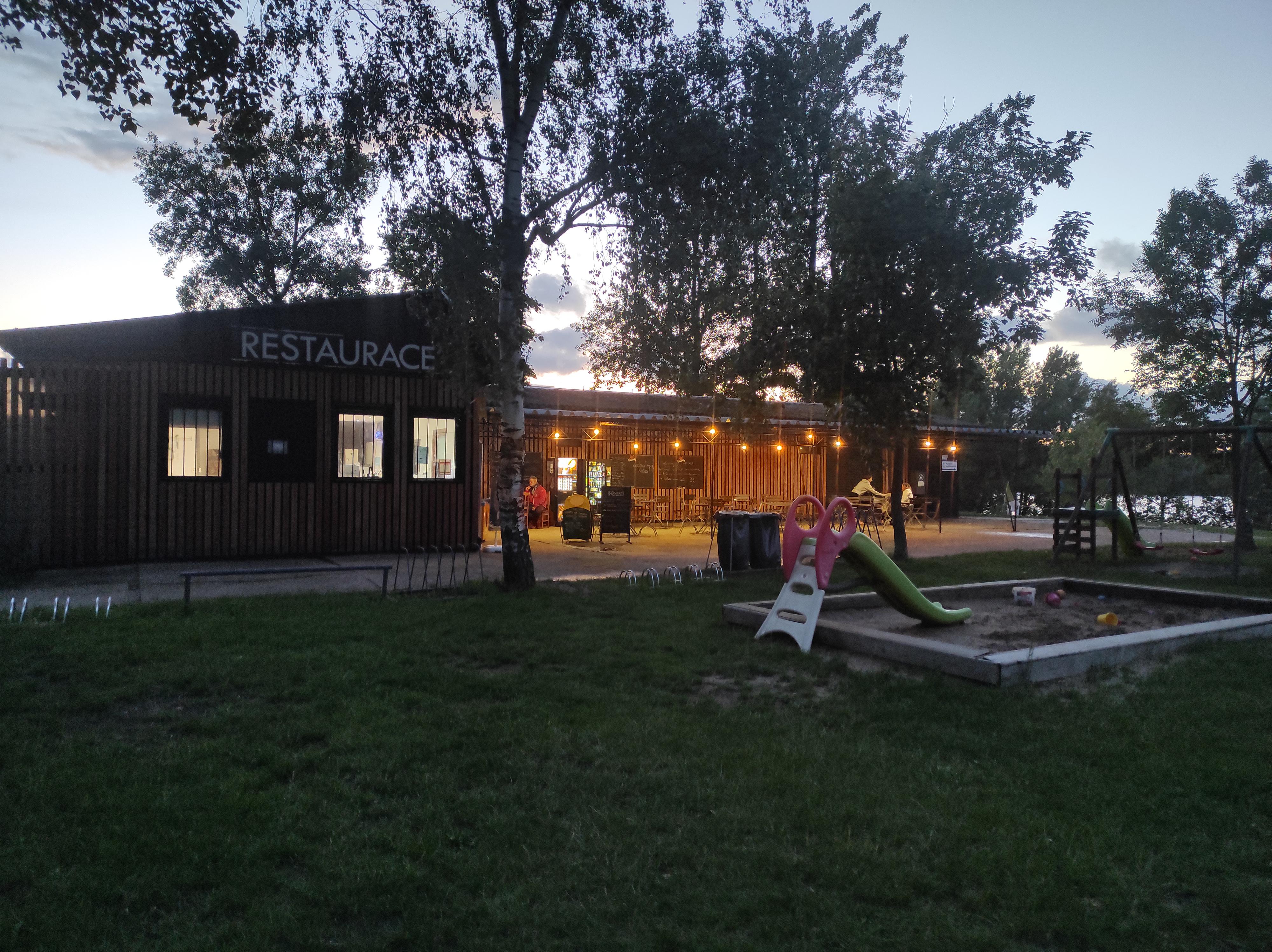 Restaurace Píšťanka foto 3