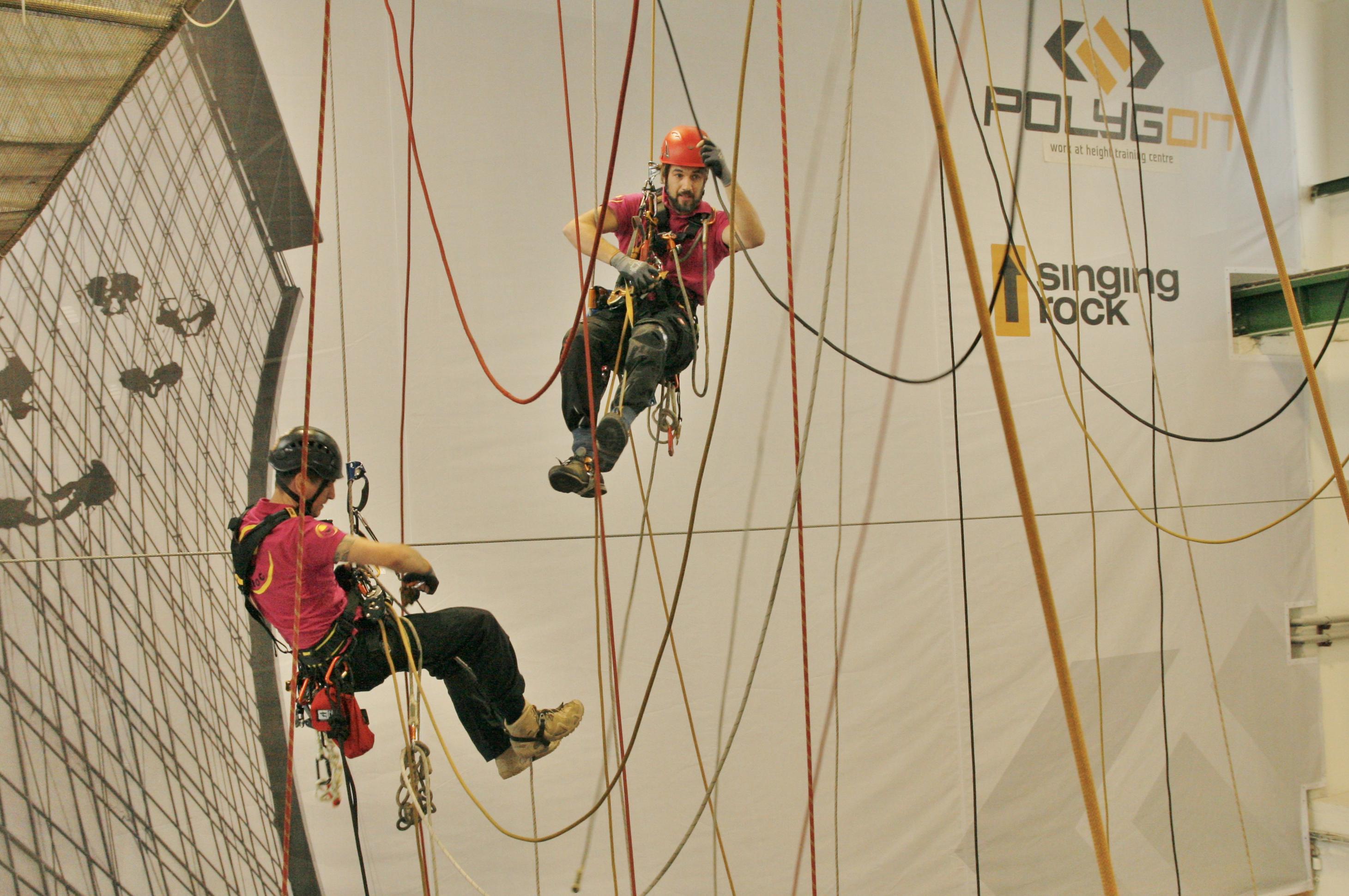 POLYGON Singing Rock