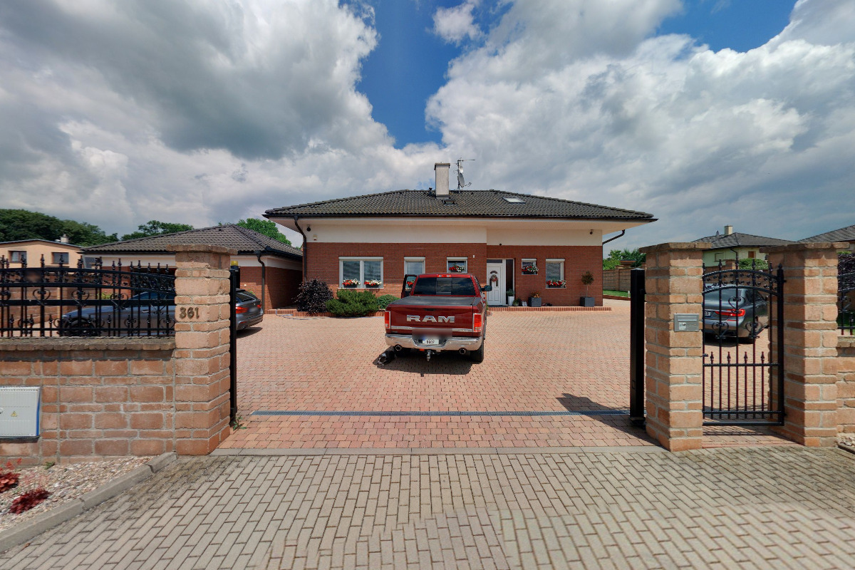 Nosek Living Accommodation, s.r.o.